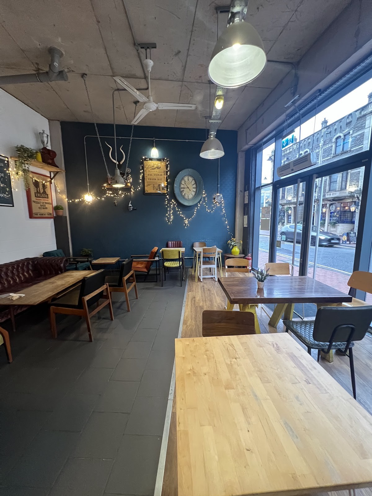 Quantum Coffee Roasters: the place
