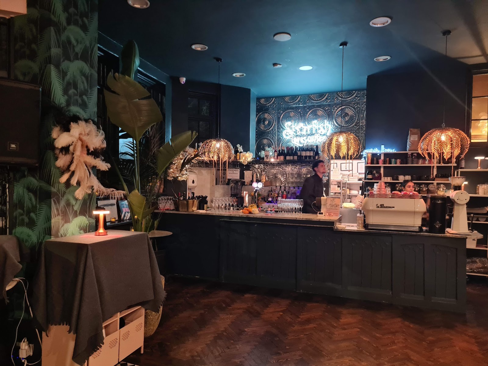 Starfish & Coffee: the place