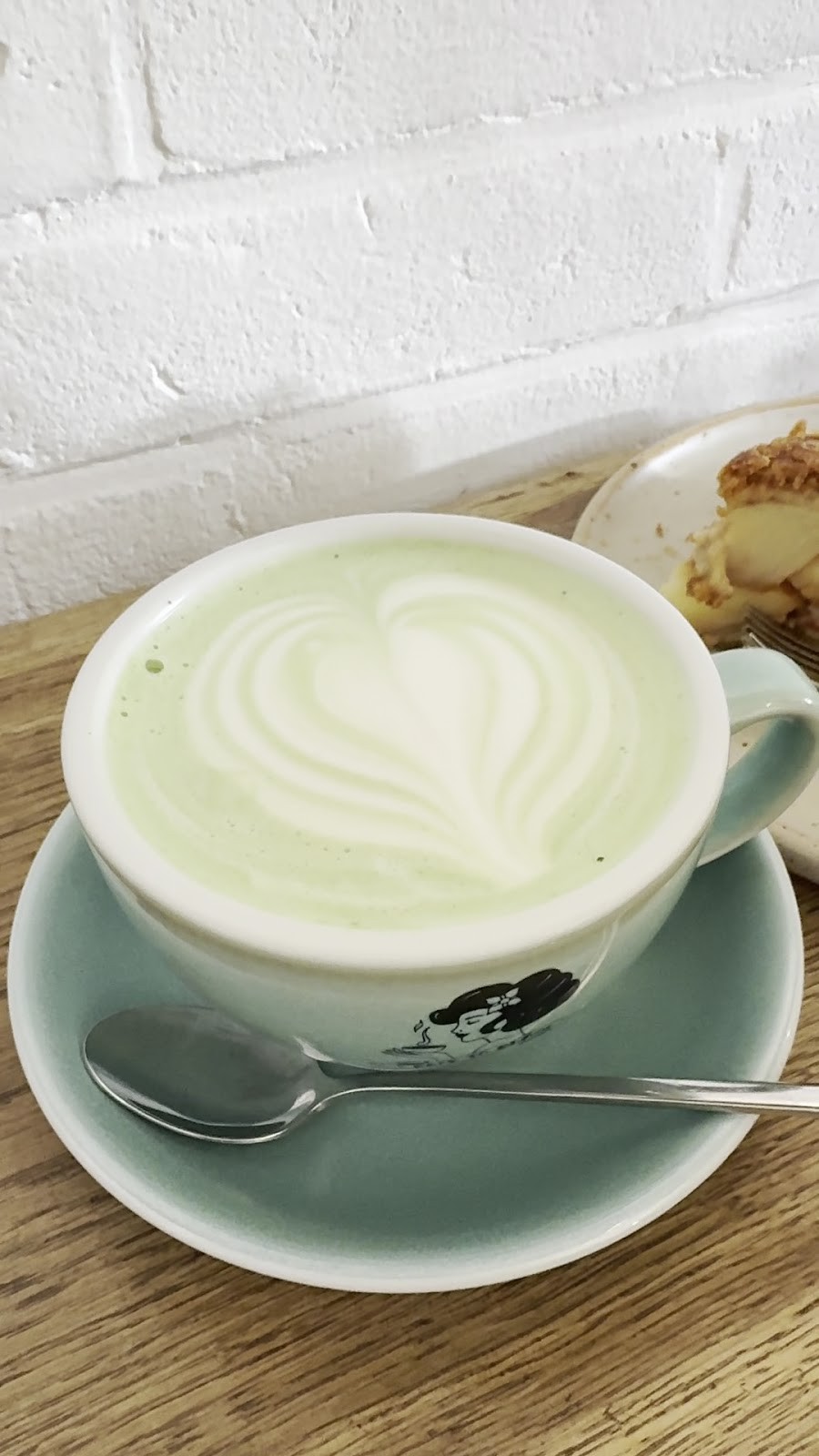Back to Black: food & drinks
