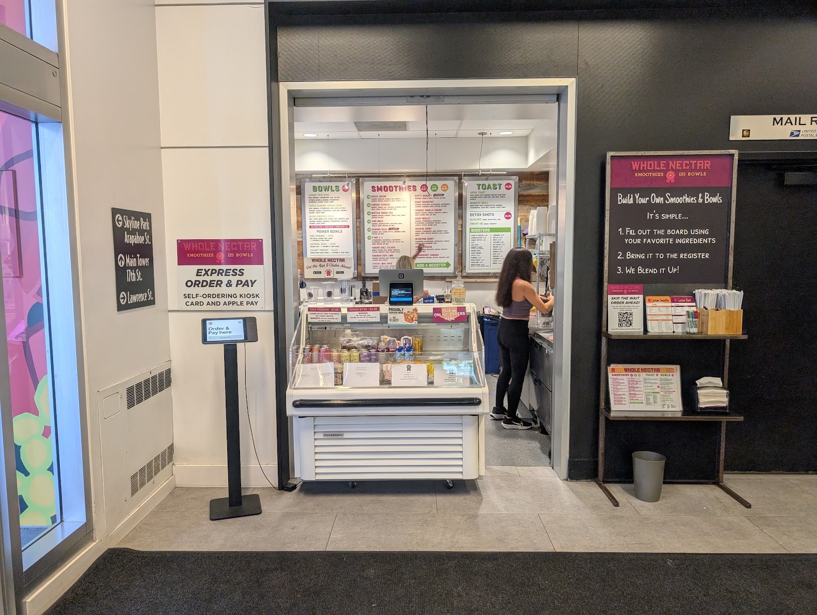 Whole Nectar Smoothie Bar: the place