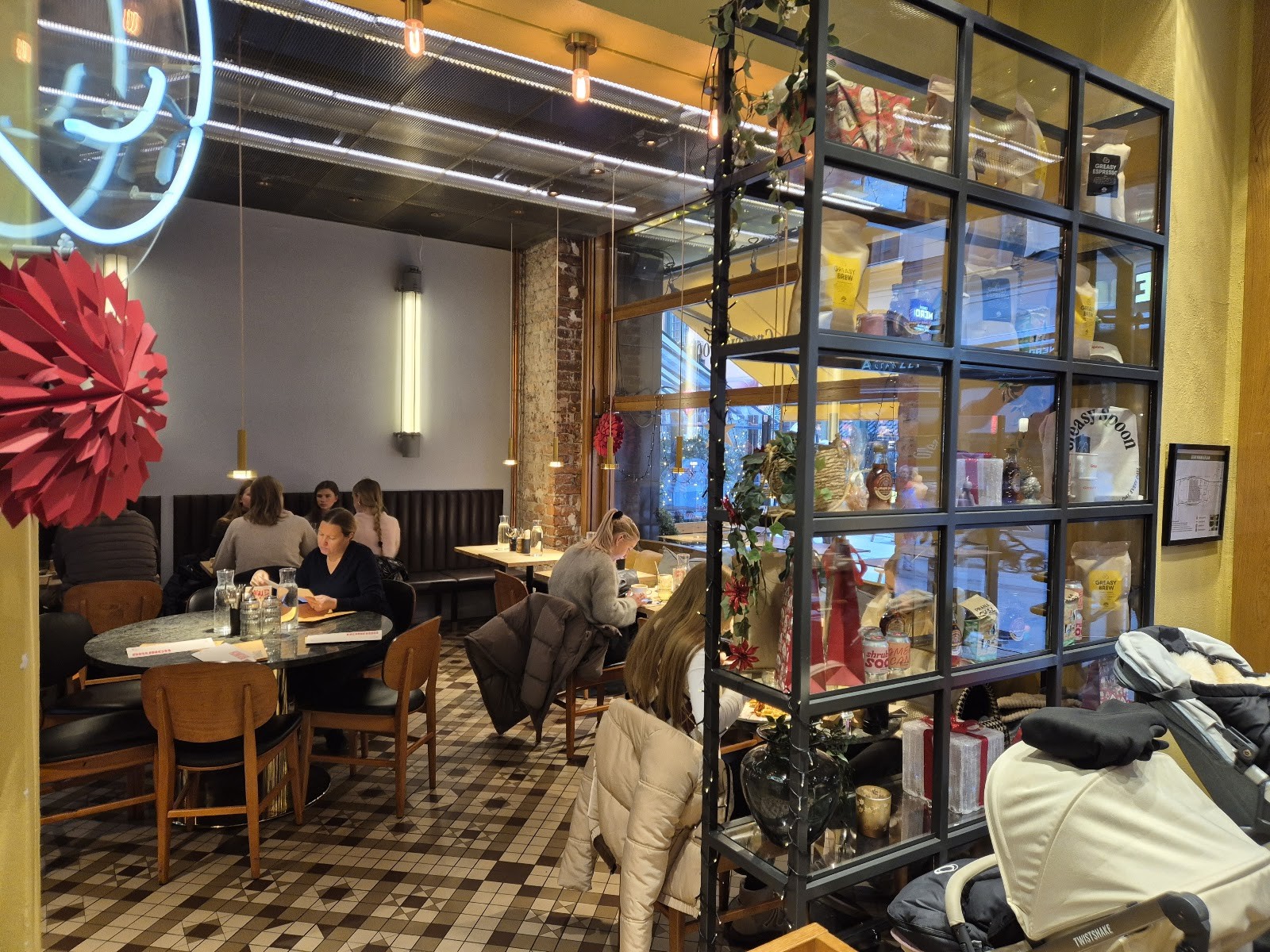 Greasy Spoon: the place