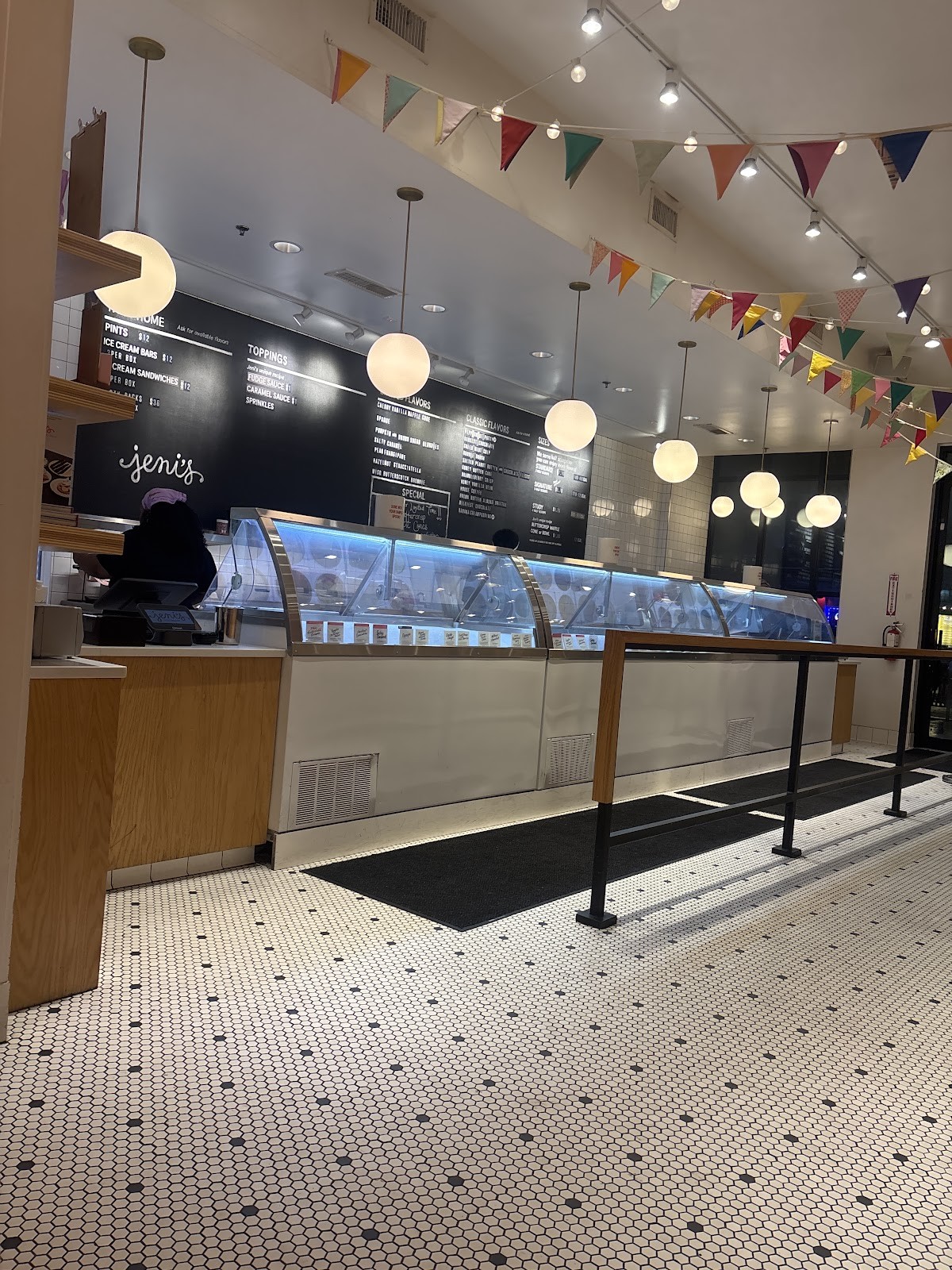 Jeni's Splendid Ice Creams: the place