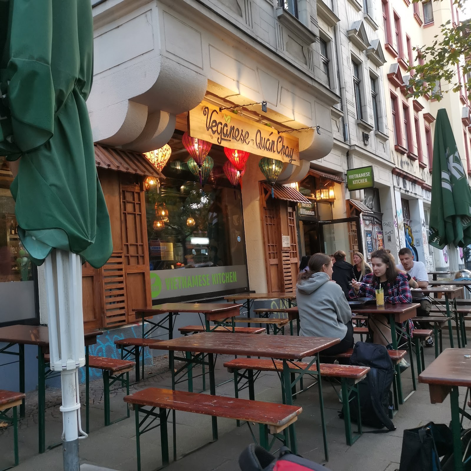 Veganese Quan Chay - Leipzig Plagwitz: the place
