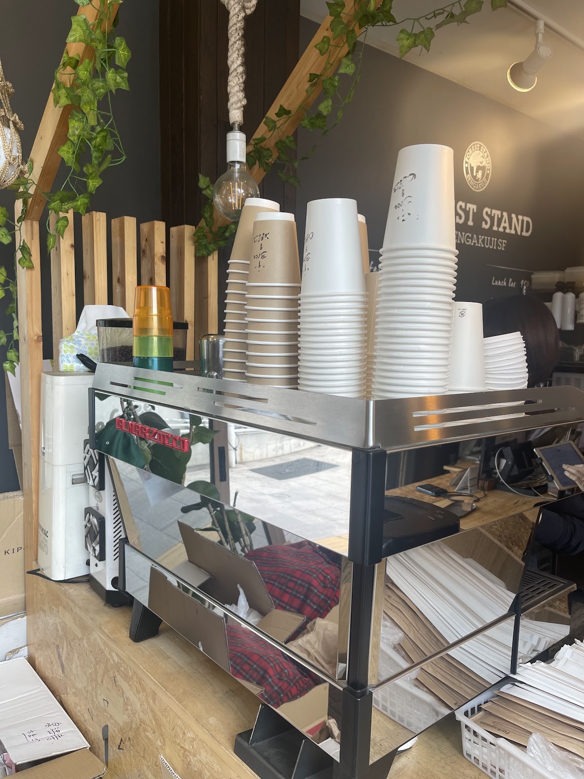 FOREST STAND SENGAKUJI: the place