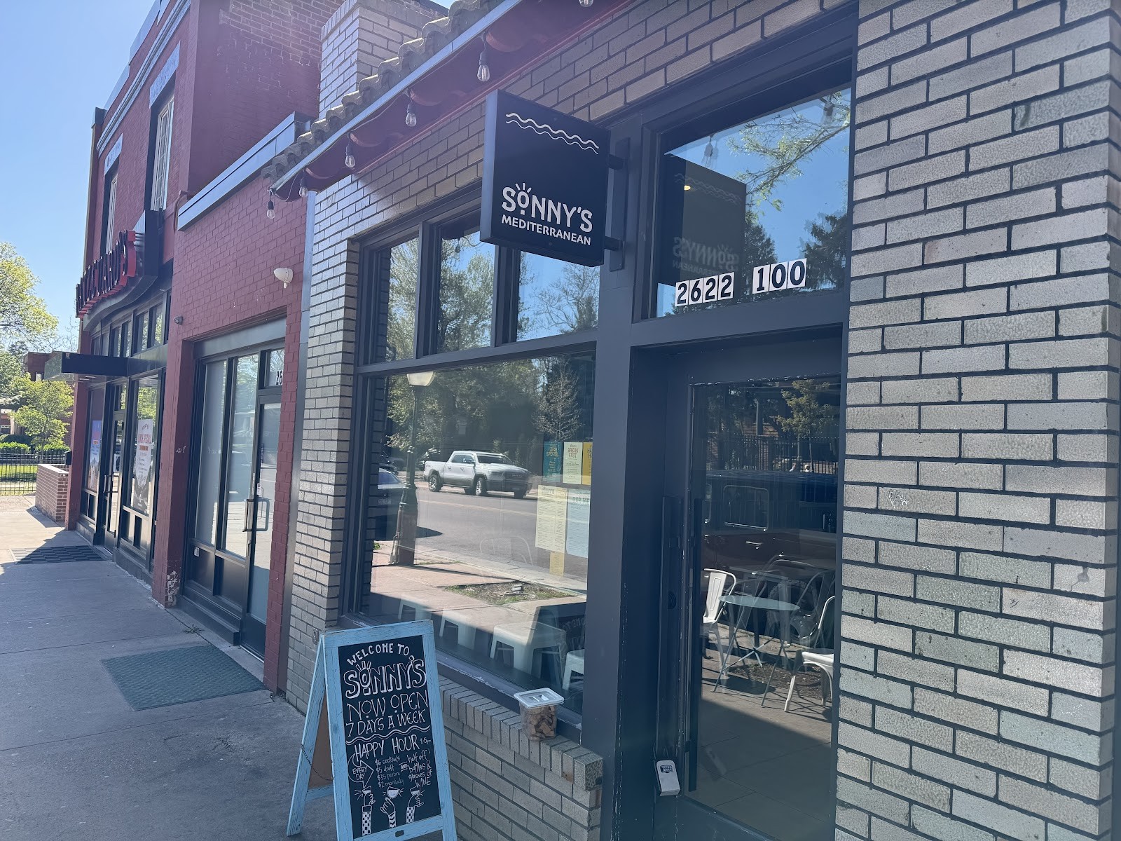 Sonny's Mediterranean: the place