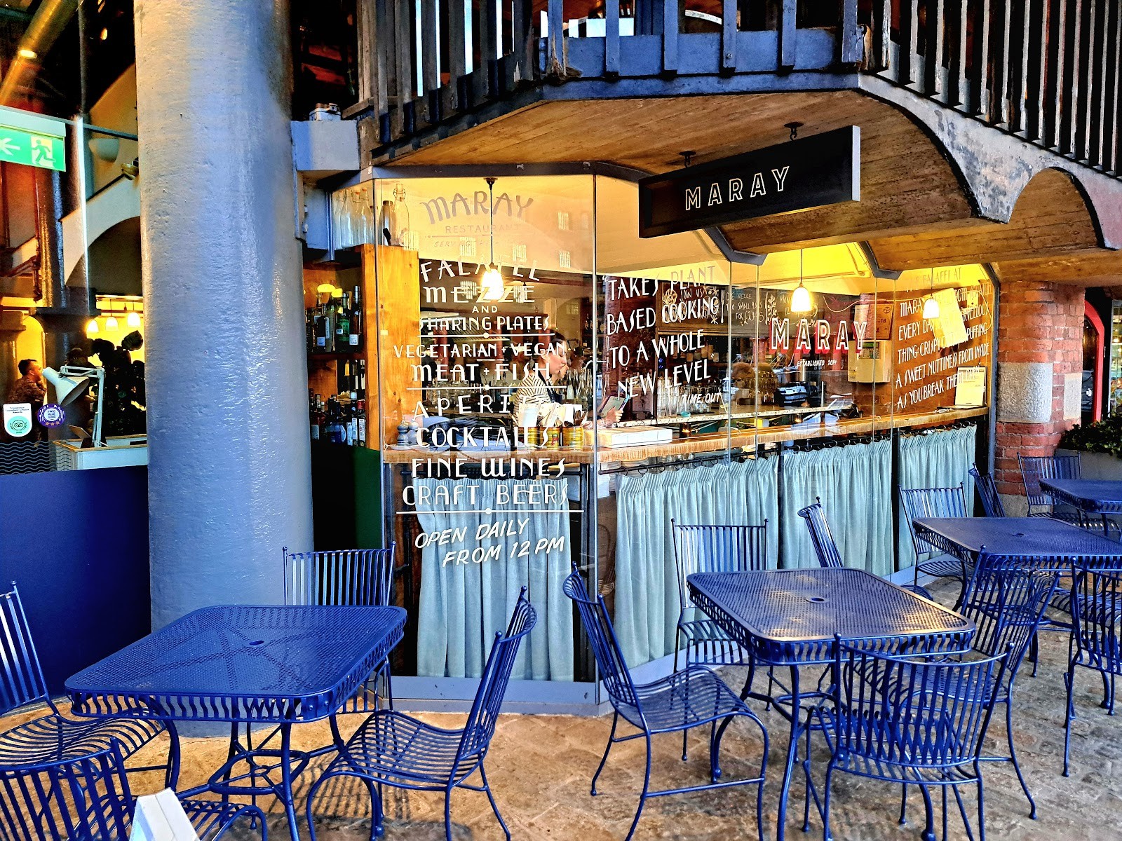 Maray - Dockside: the place