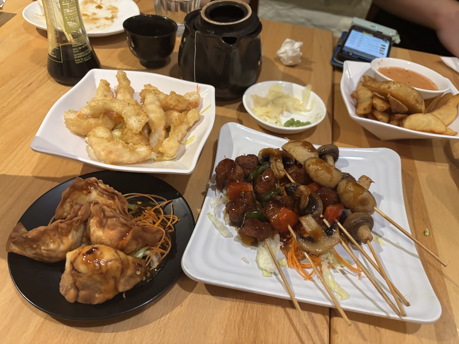 OPLANTE Vegan Sushi & Wok Végétalien Montreal (x Yuan): food & drinks