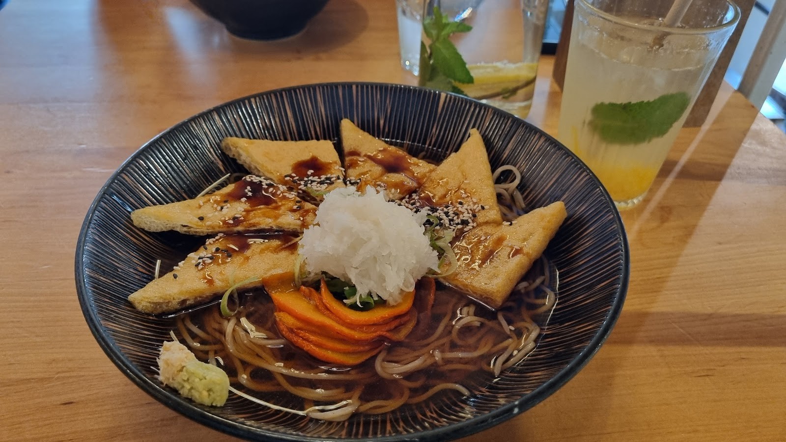 BON Fresh Ramen & Soba: food & drinks