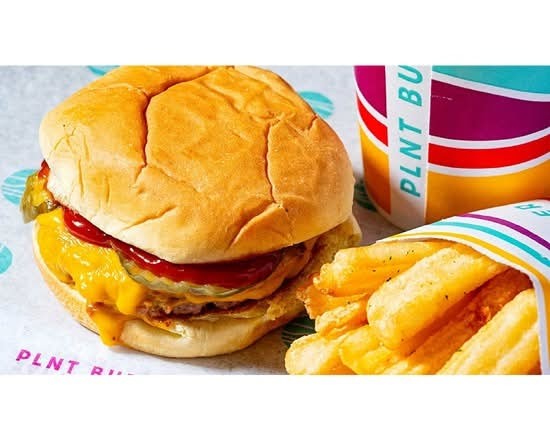PLNT Burger: food & drinks