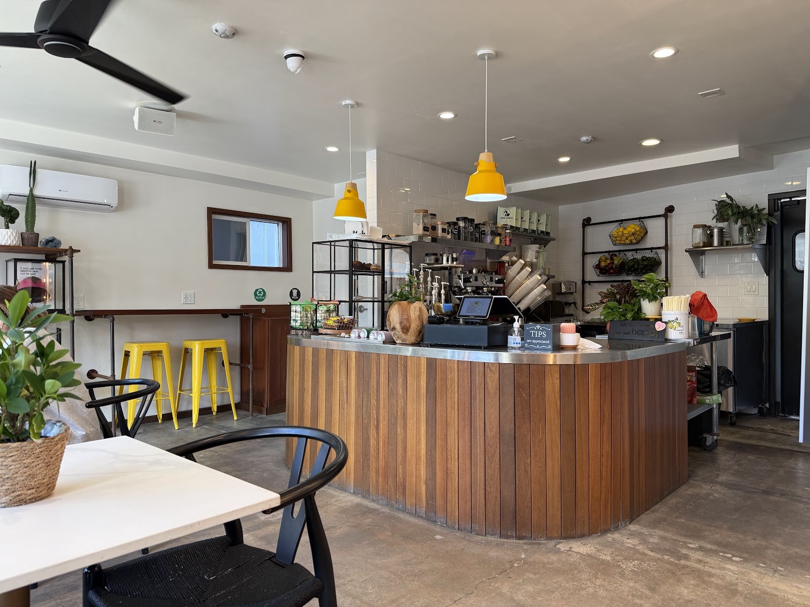 The Funky Lemon: the place