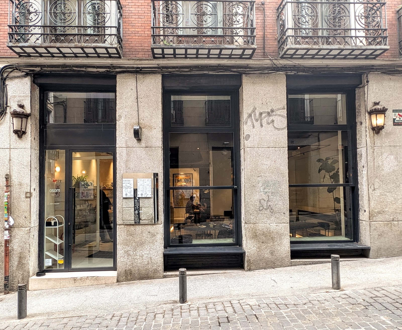 Osom Cantine: the place