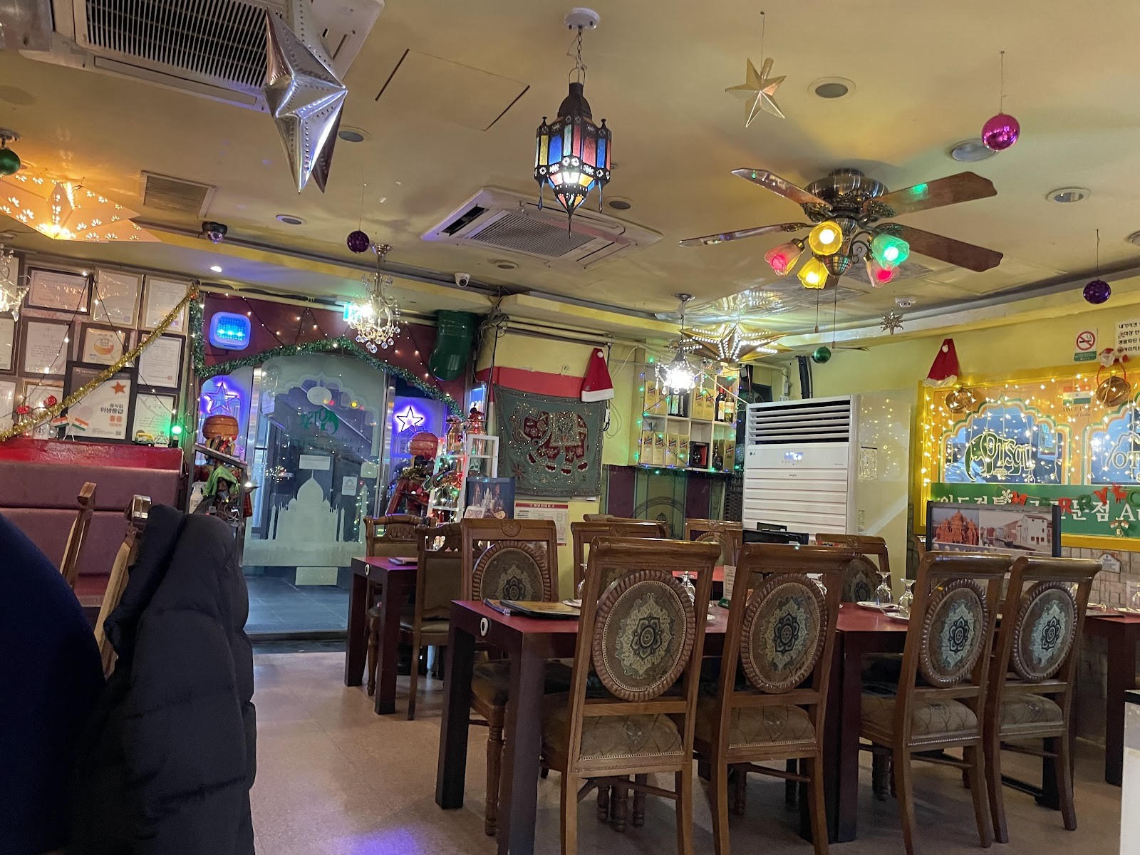 OTSAL Authentic Indian Cuisine: the place