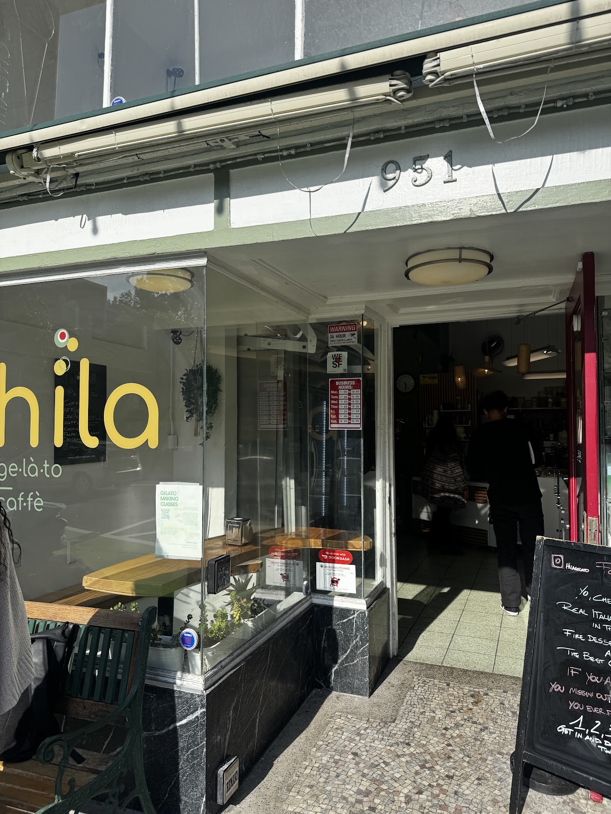 Hila Gelato Caffè: the place