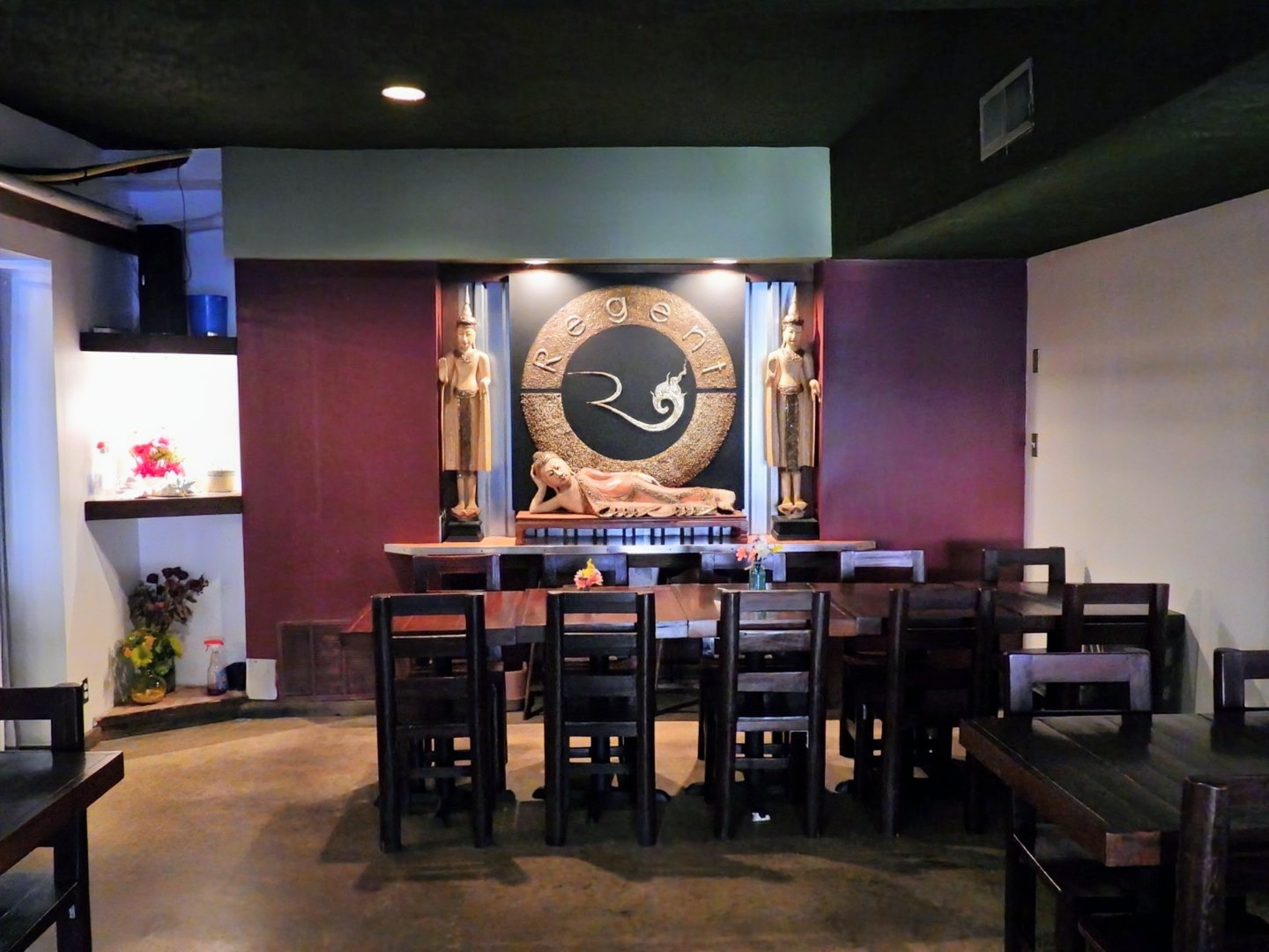The Regent Thai Cusine: the place