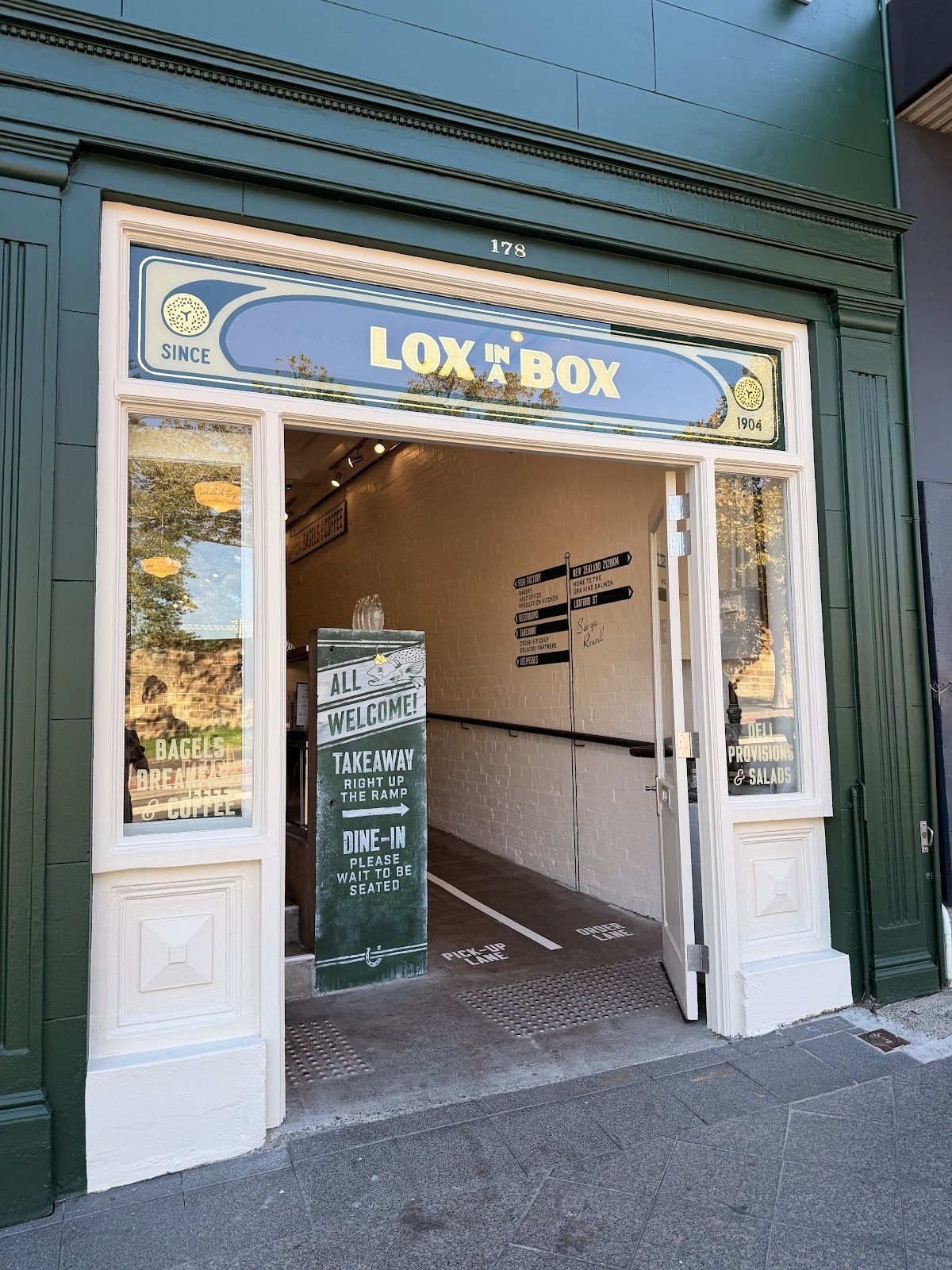 Lox In A Box Paddington: the place