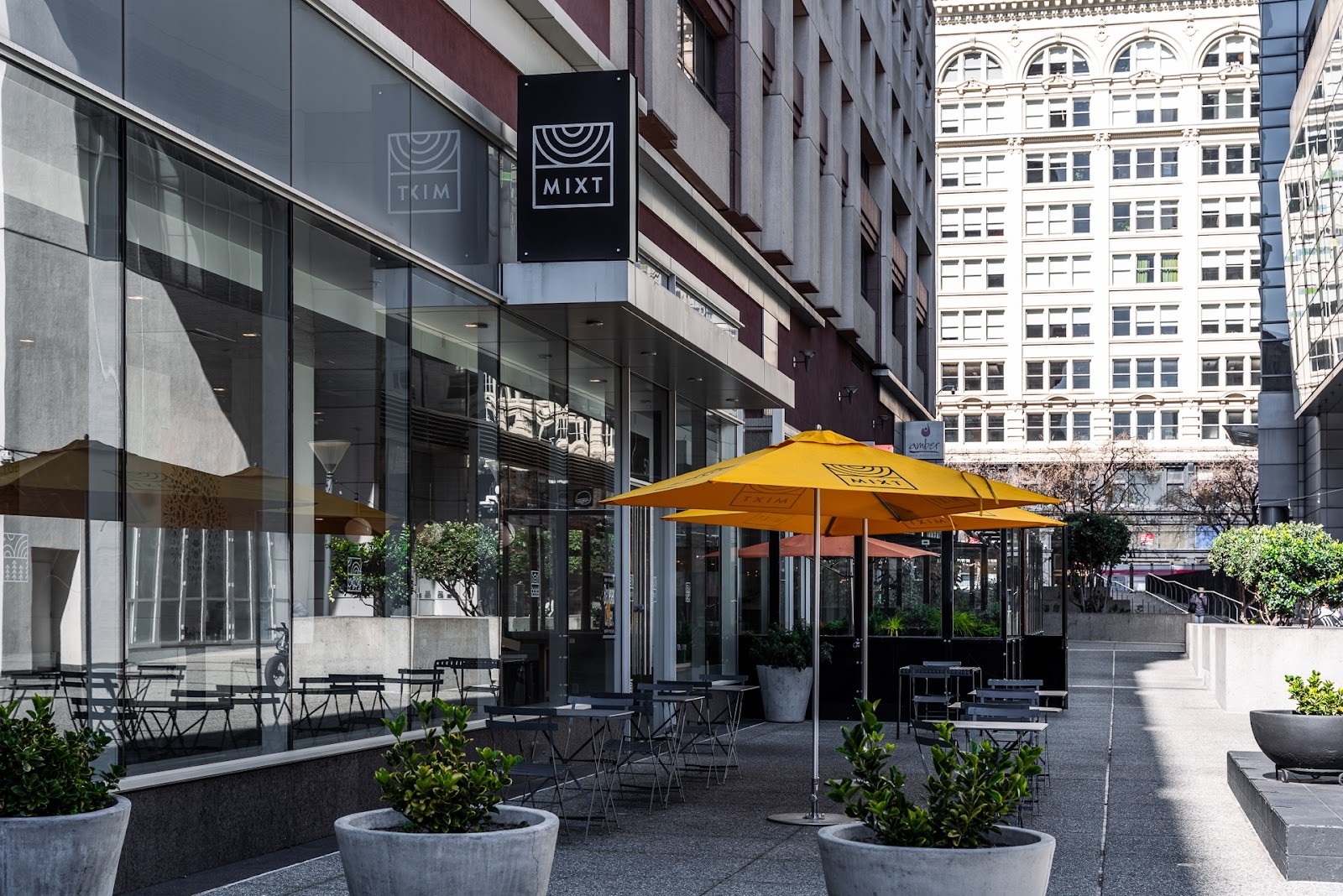 MIXT Salads: the place