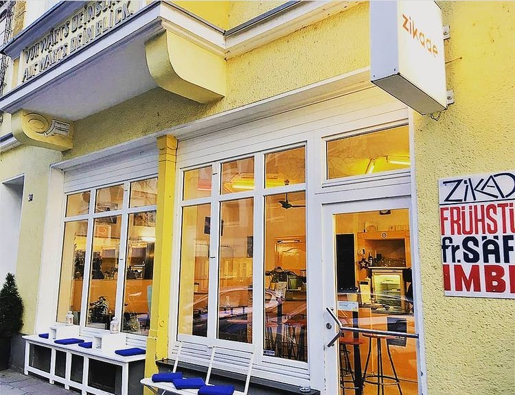 Café Zikade: the place