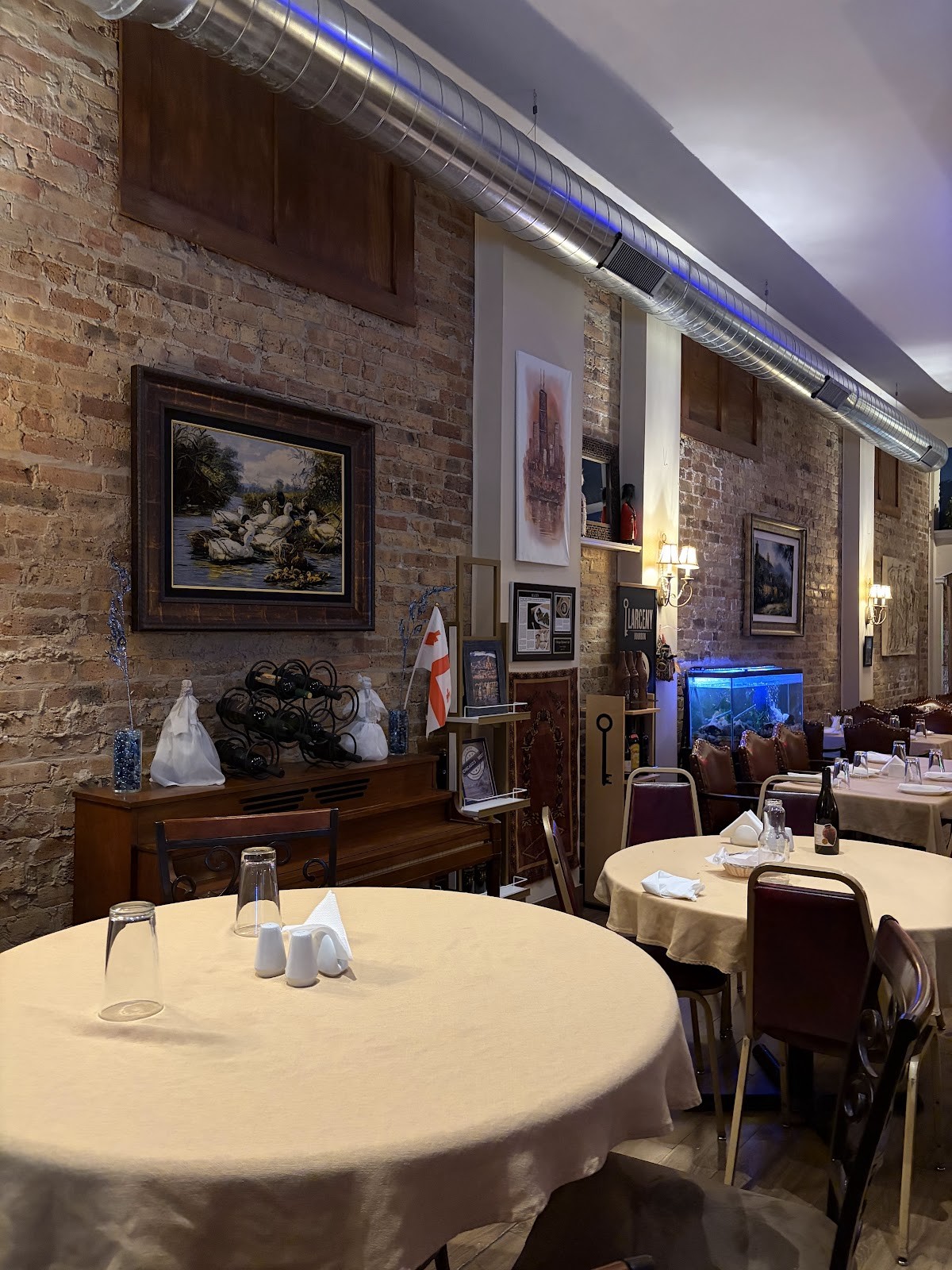 Chicago Diplomat Cafe: the place