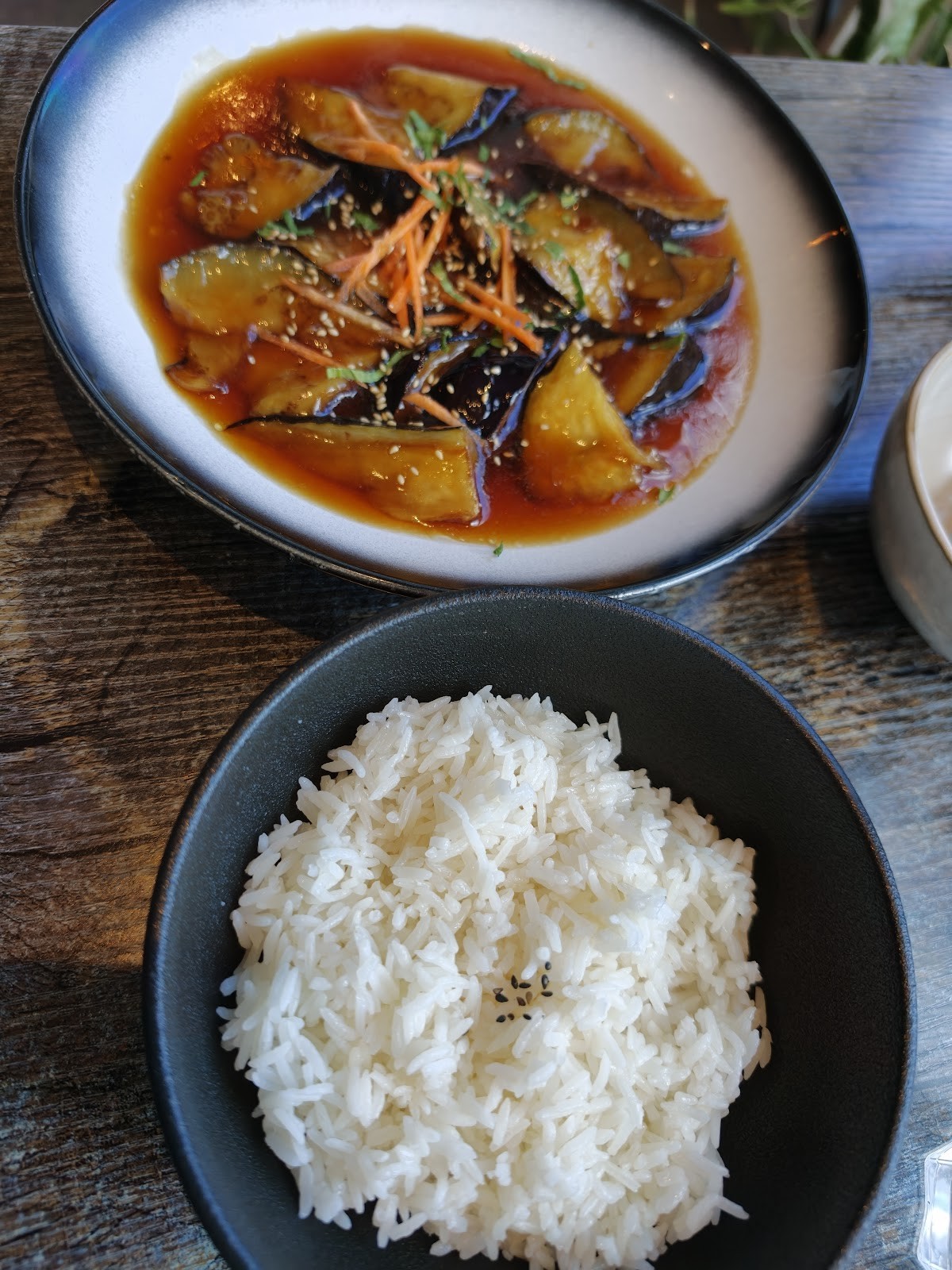 Guan Cafe: Vegetarian & Vegan: food & drinks