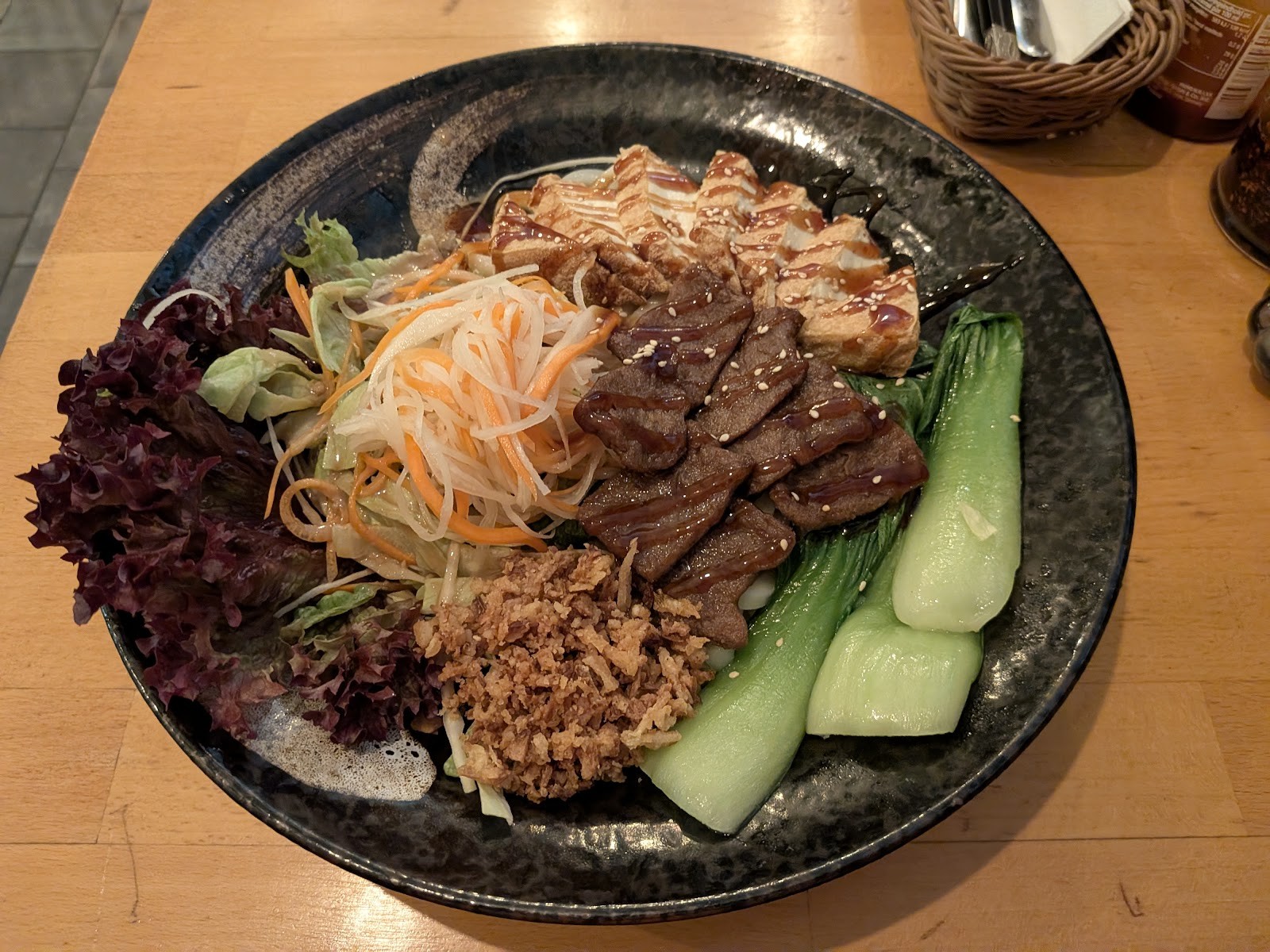 Dream Vegan-Vietnamese Restaurant: food & drinks