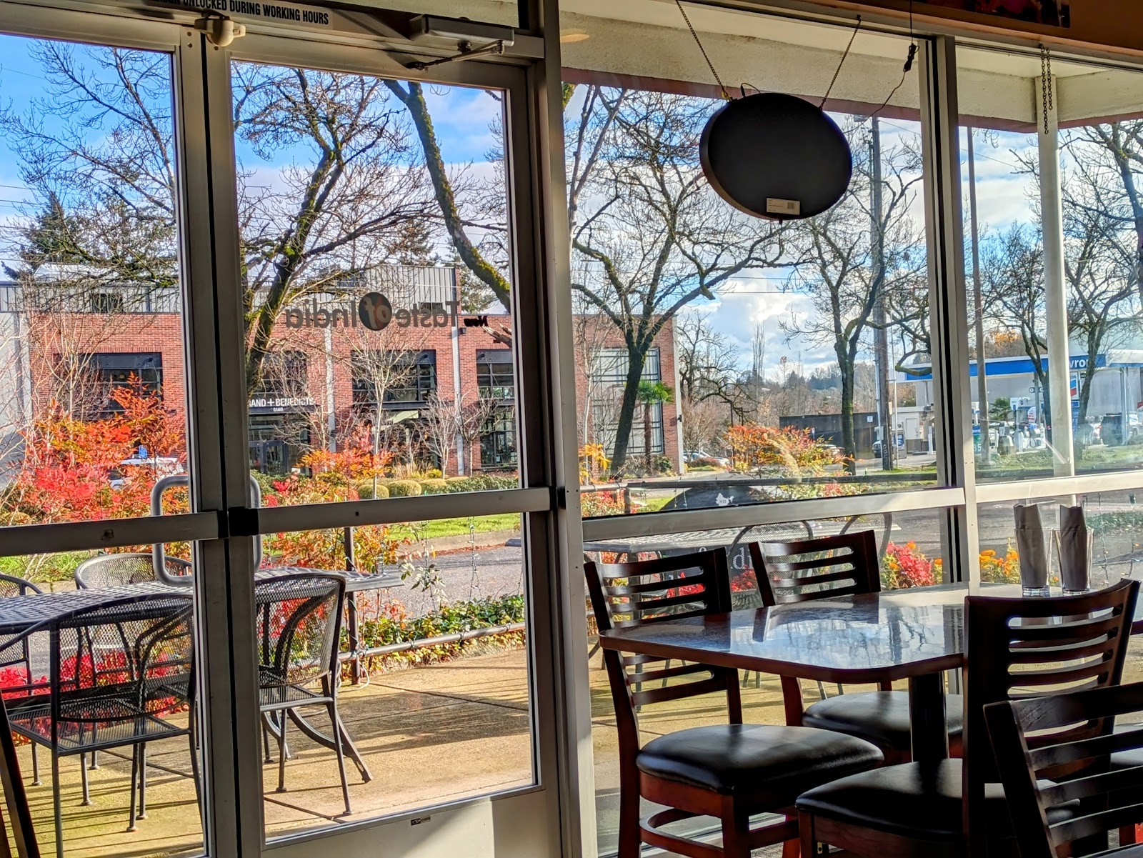 New Taste Of India: the place