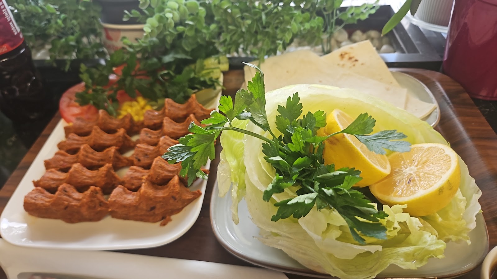 Cigkoftem: food & drinks