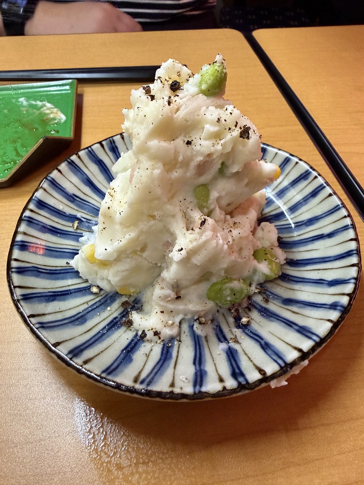 Vegan Izakaya Nowhere: food & drinks
