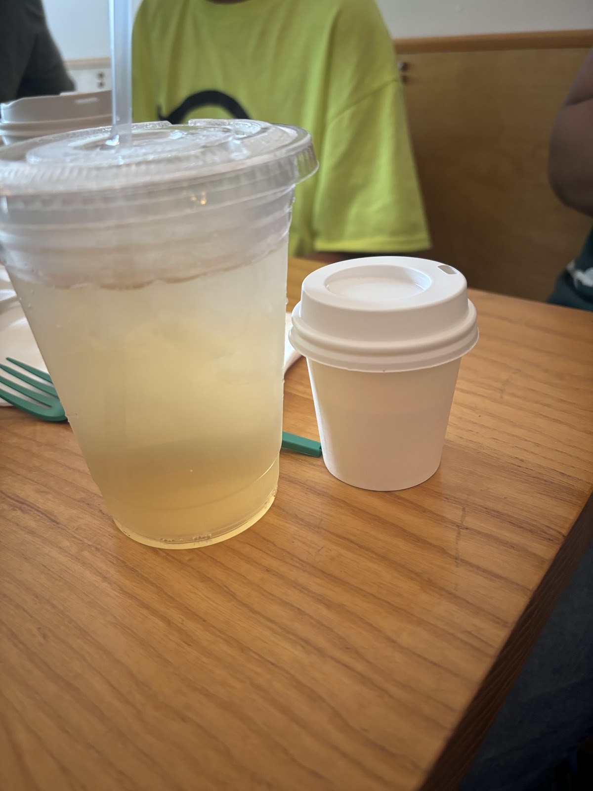 Dulce Vegan Bakery & Cafe: food & drinks