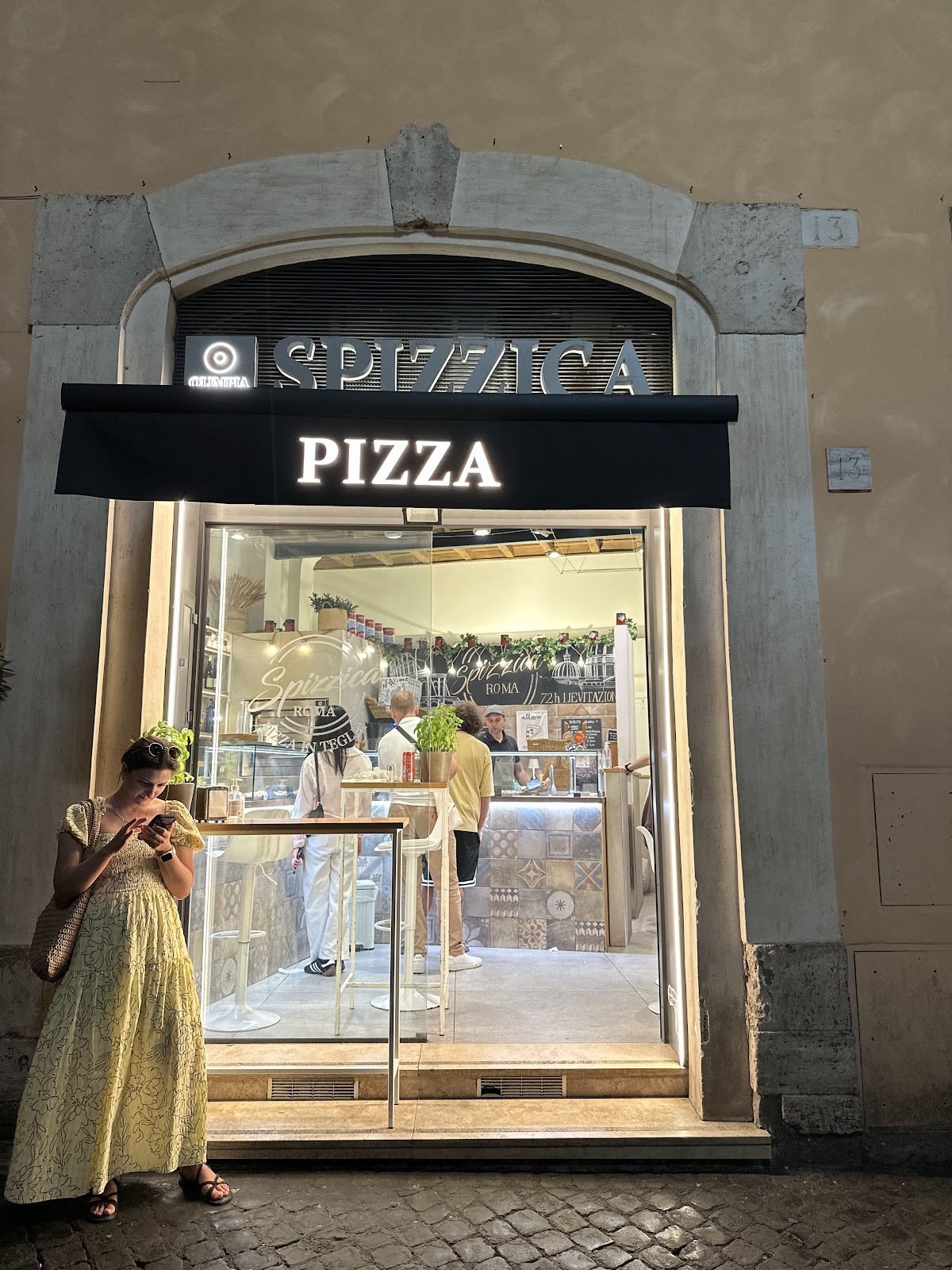 Spizzica Roma - Pizza al Taglio: the place