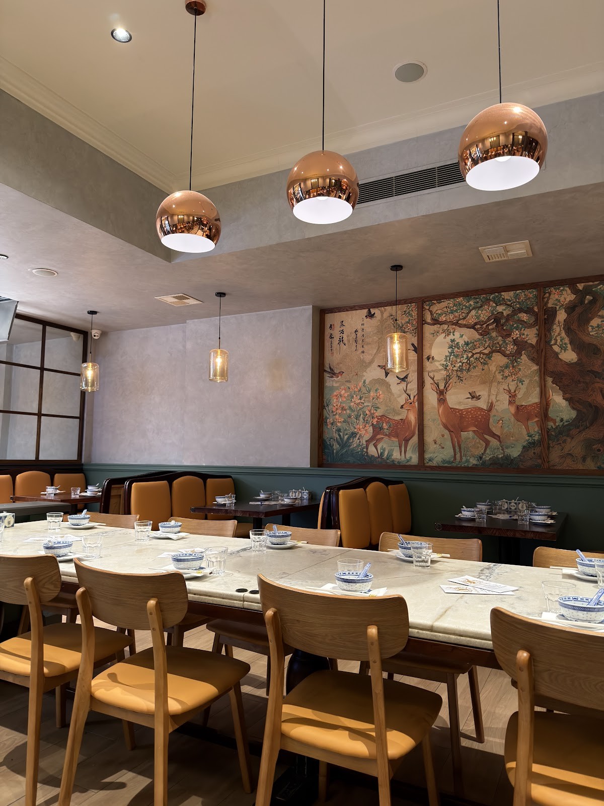 Dear Deer Dumpling Darlinghurst: the place