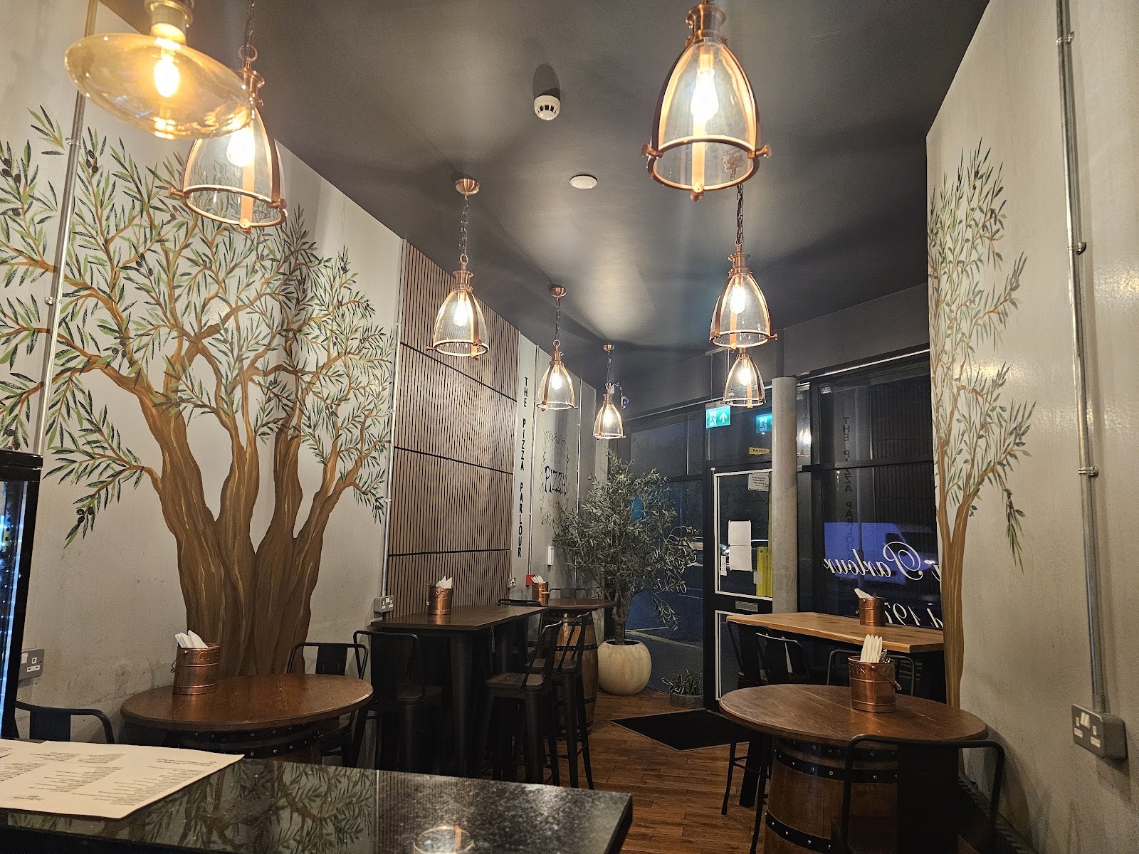 The Pizza Parlour: the place