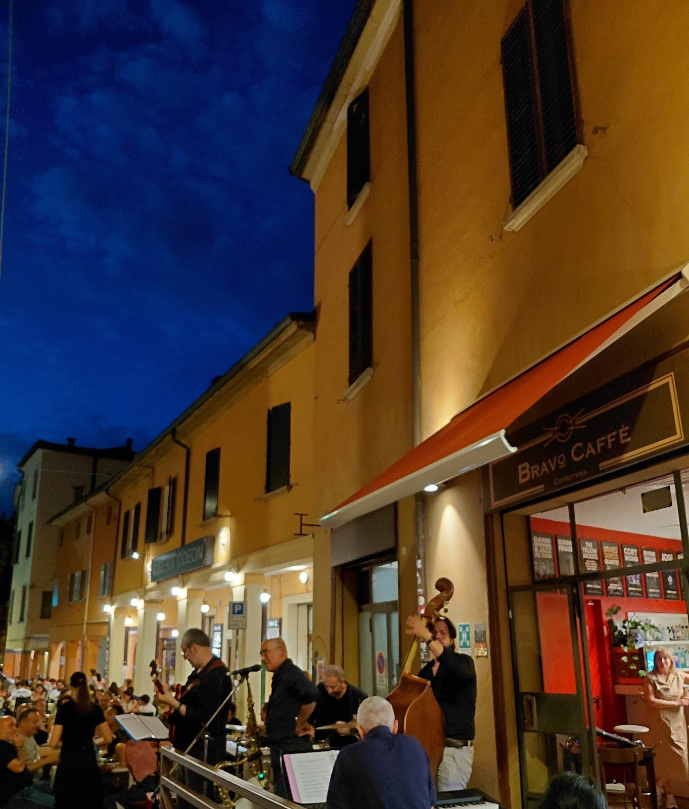 Bravo Caffè: the place