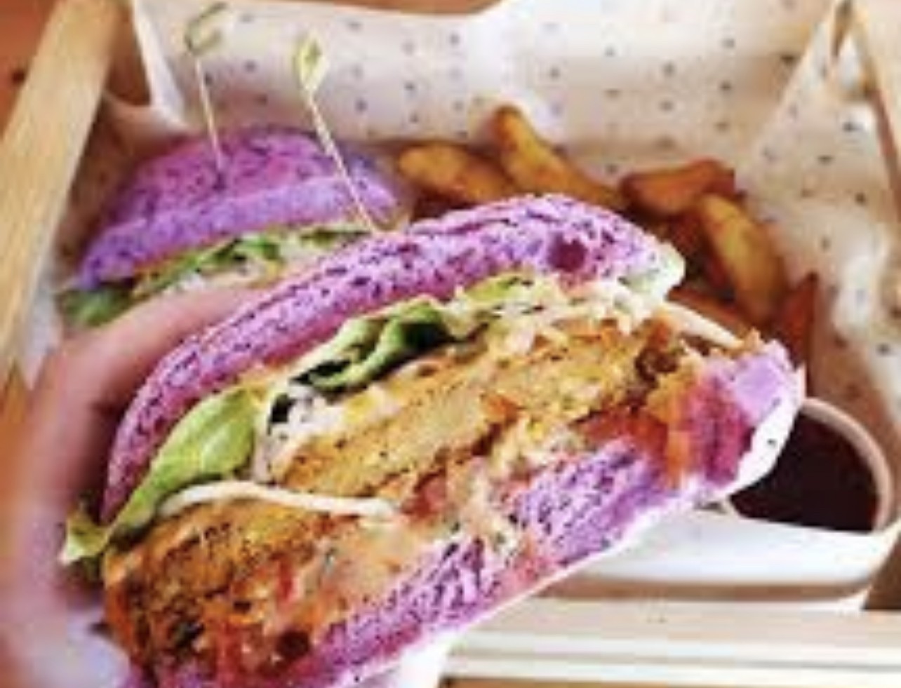 Flower Burger: food & drinks