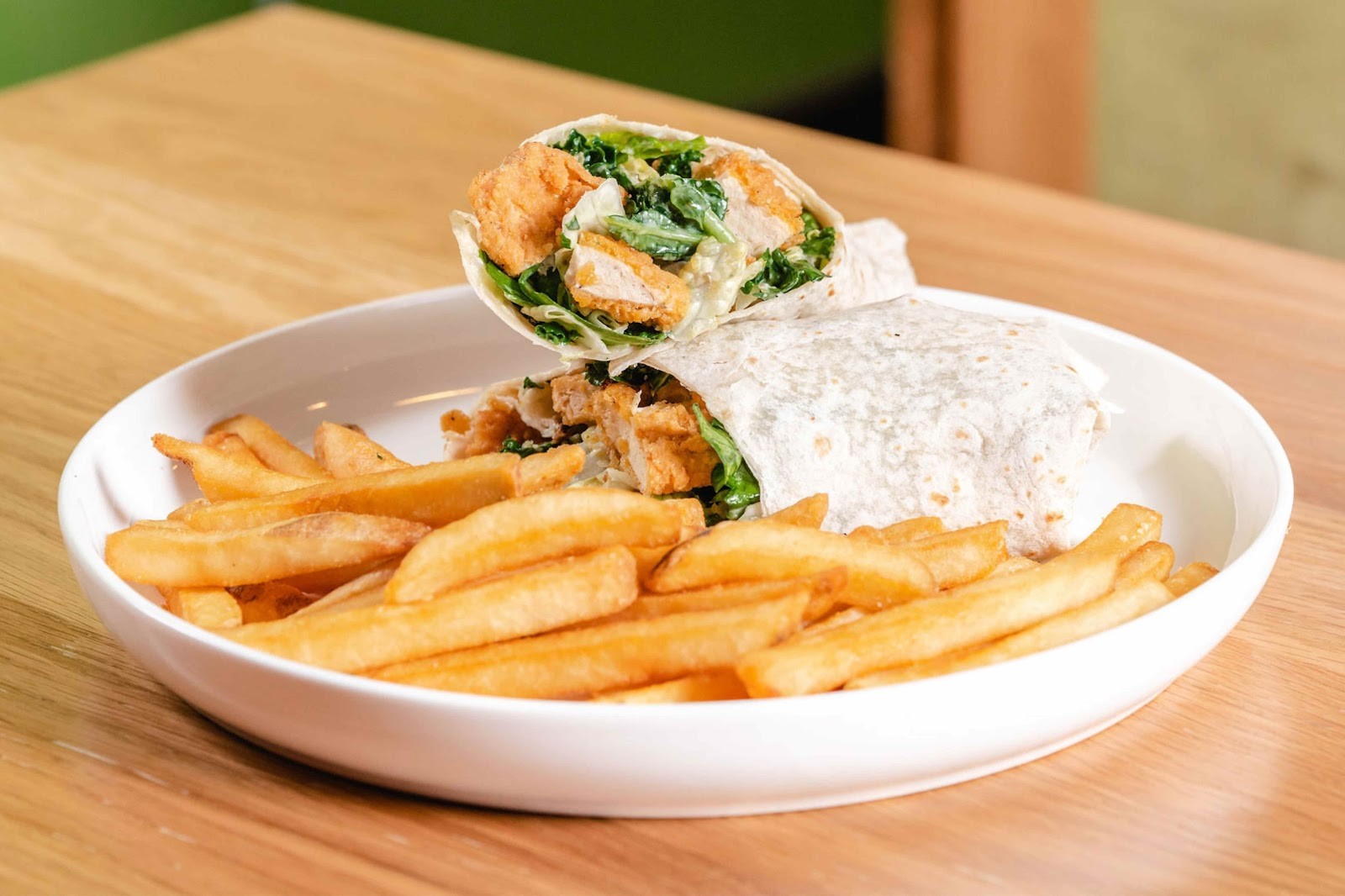 Next Level Veggie Grill: food & drinks