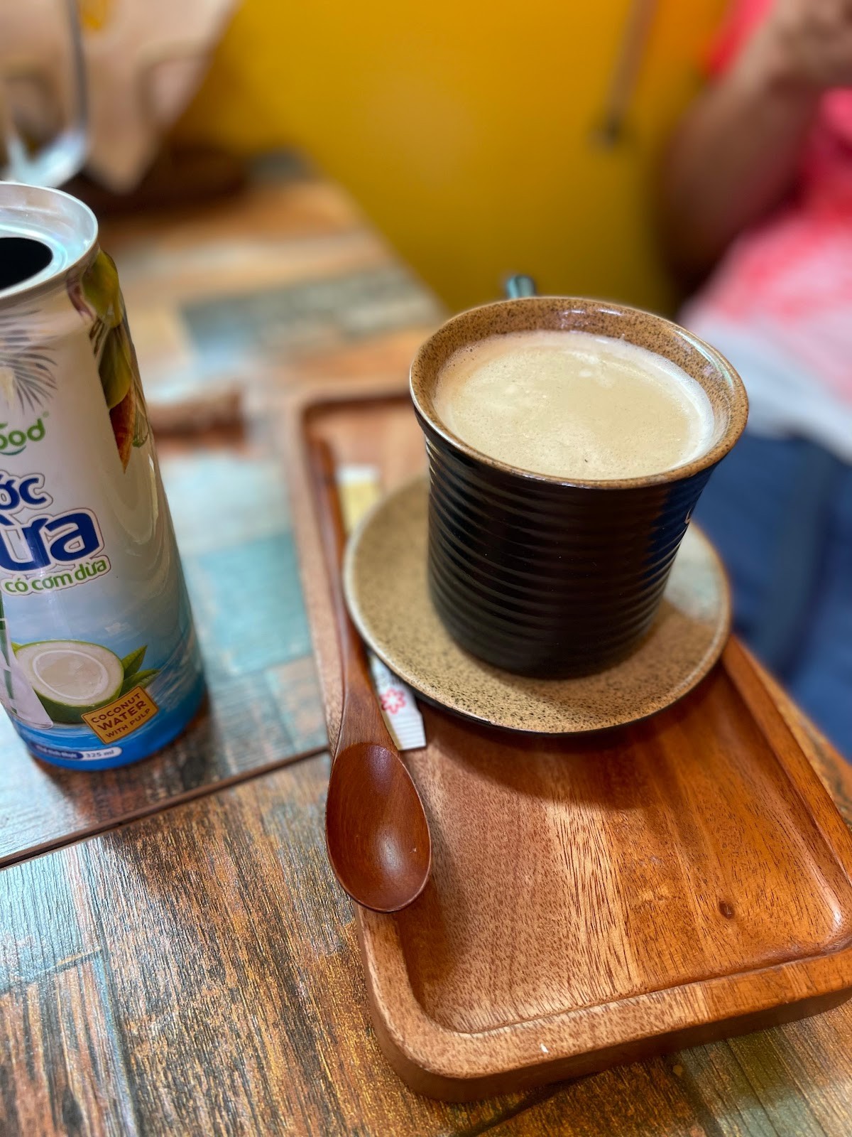 Ngoc Hoan Cafe: food & drinks