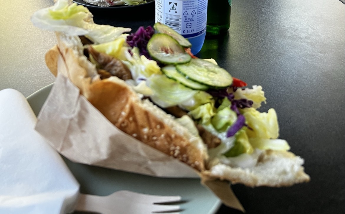 VLEISCHEREI konieczny: food & drinks