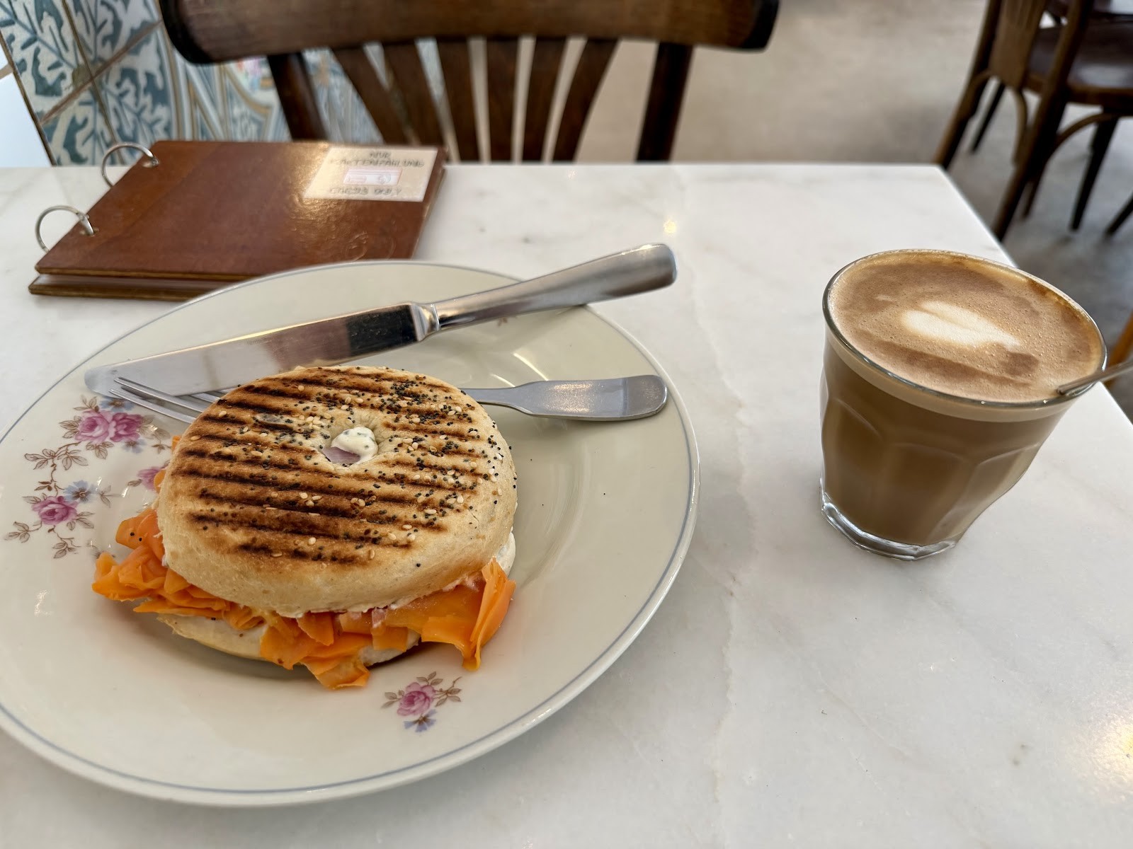 Café Rotkehlchen (Bayenthal): food & drinks