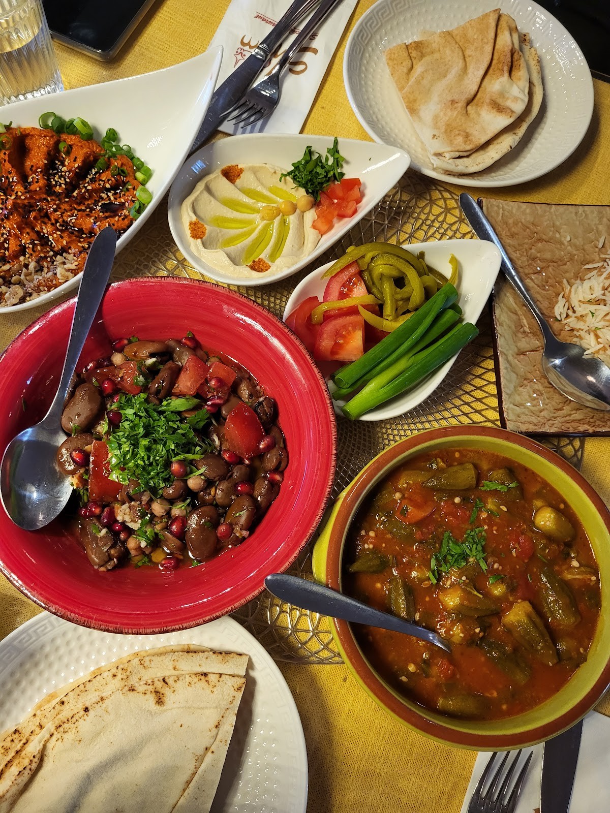 Sham Maza: food & drinks