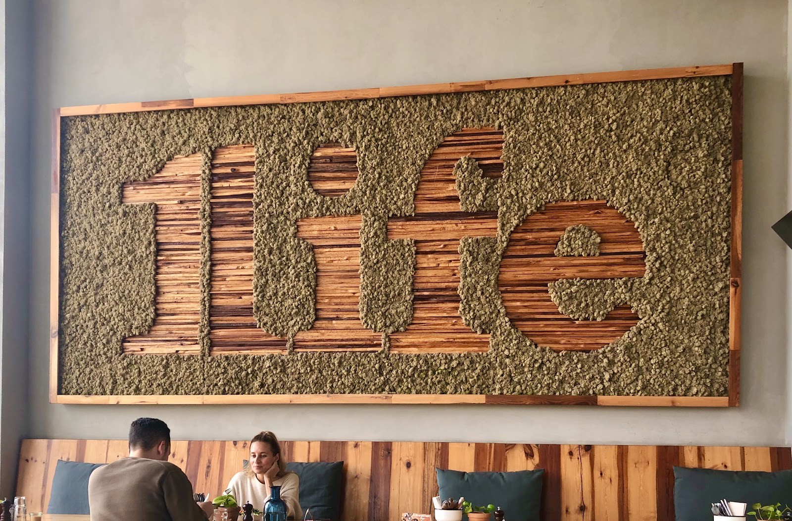 One Life Kitchen and Café (d3): the place