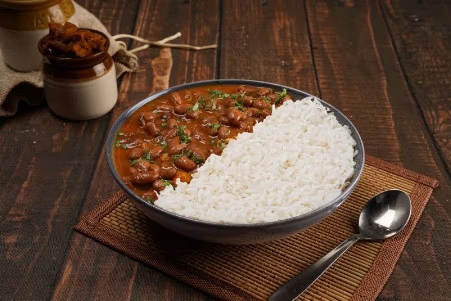 Spiice Bite - Pure Vegetarian Indian Restaurant: food & drinks