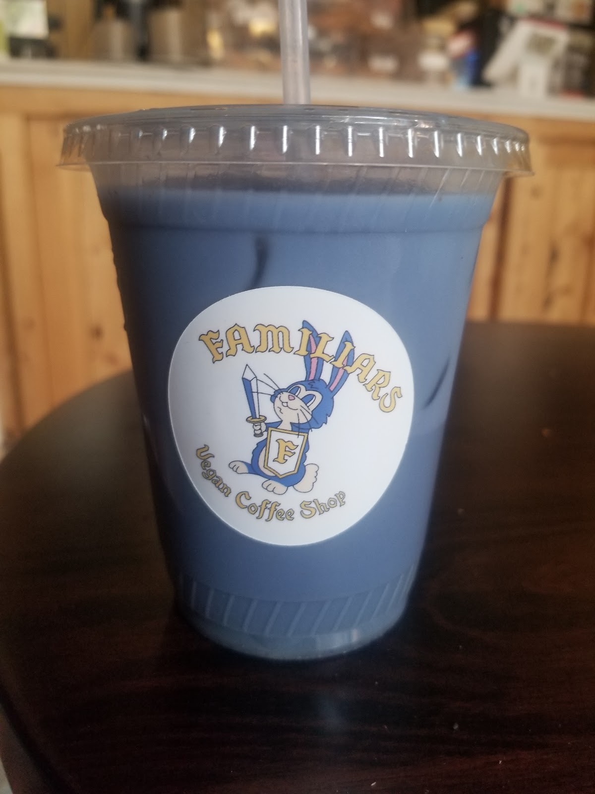 Familiars: food & drinks