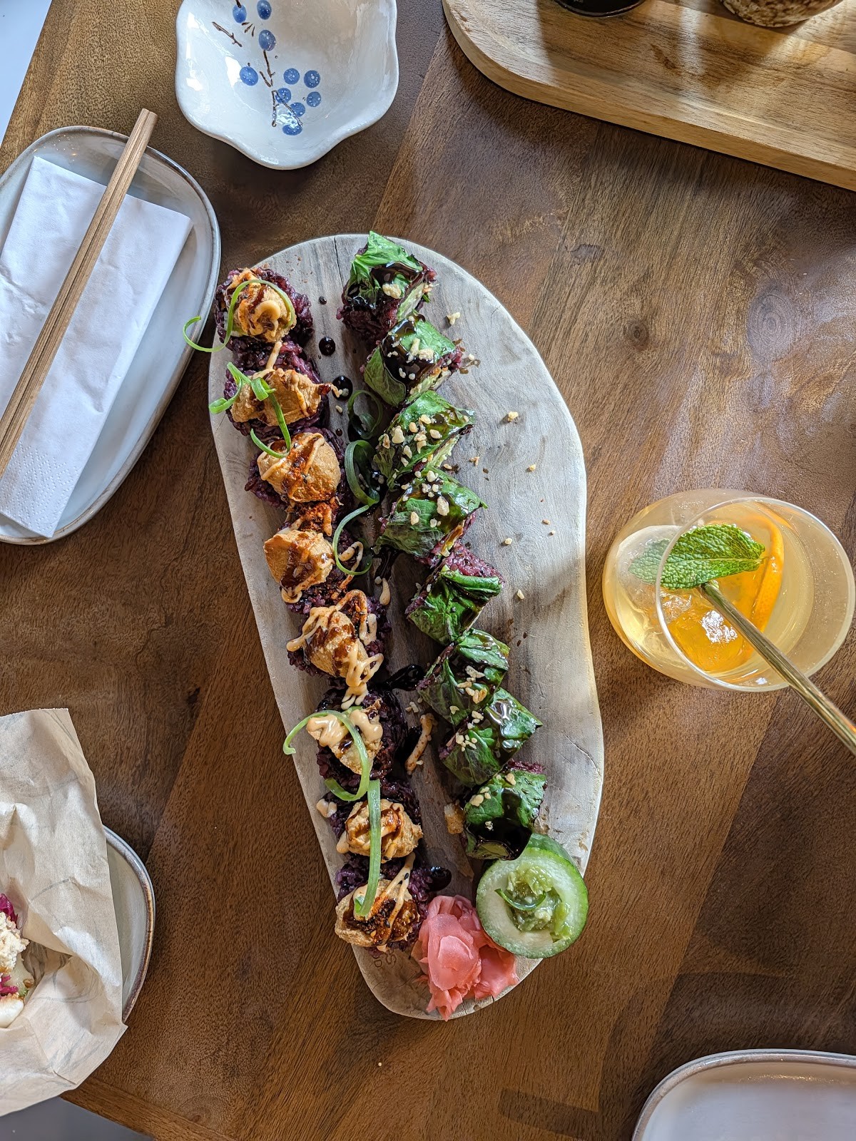 Vegan Sushi Bar: food & drinks