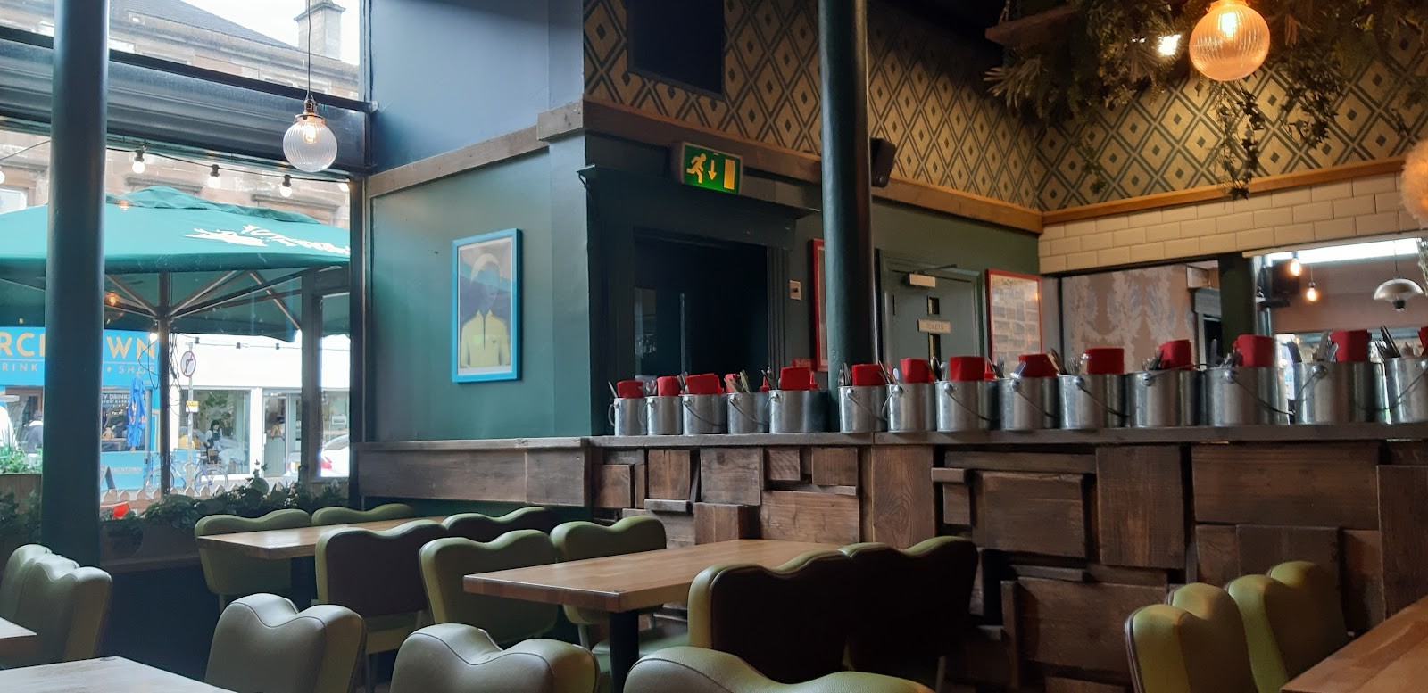 Stag and Thistle Bar & Restaurant: the place