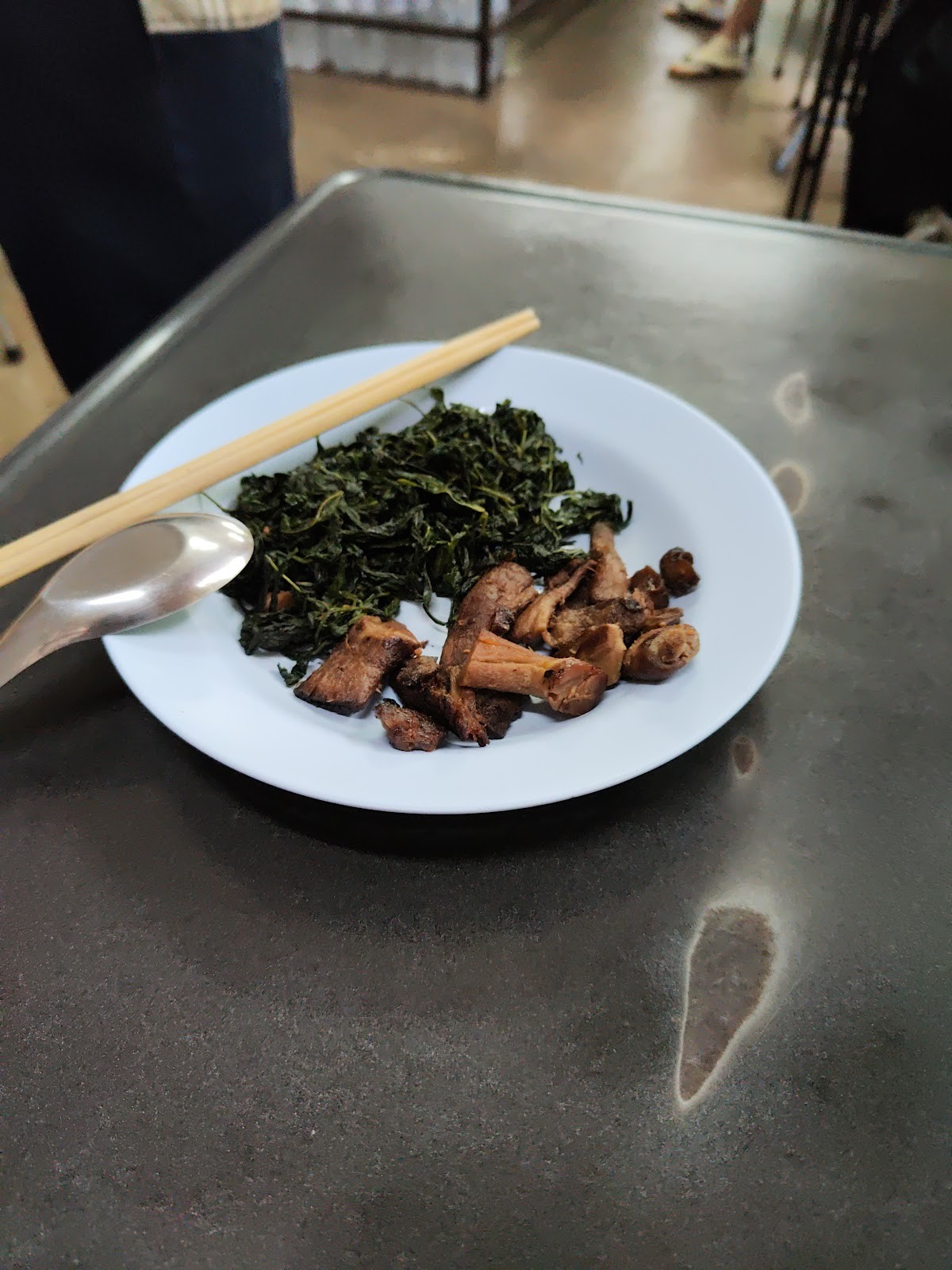 ร้านมังสวิรัติ Sumalee Vegetarian: food & drinks
