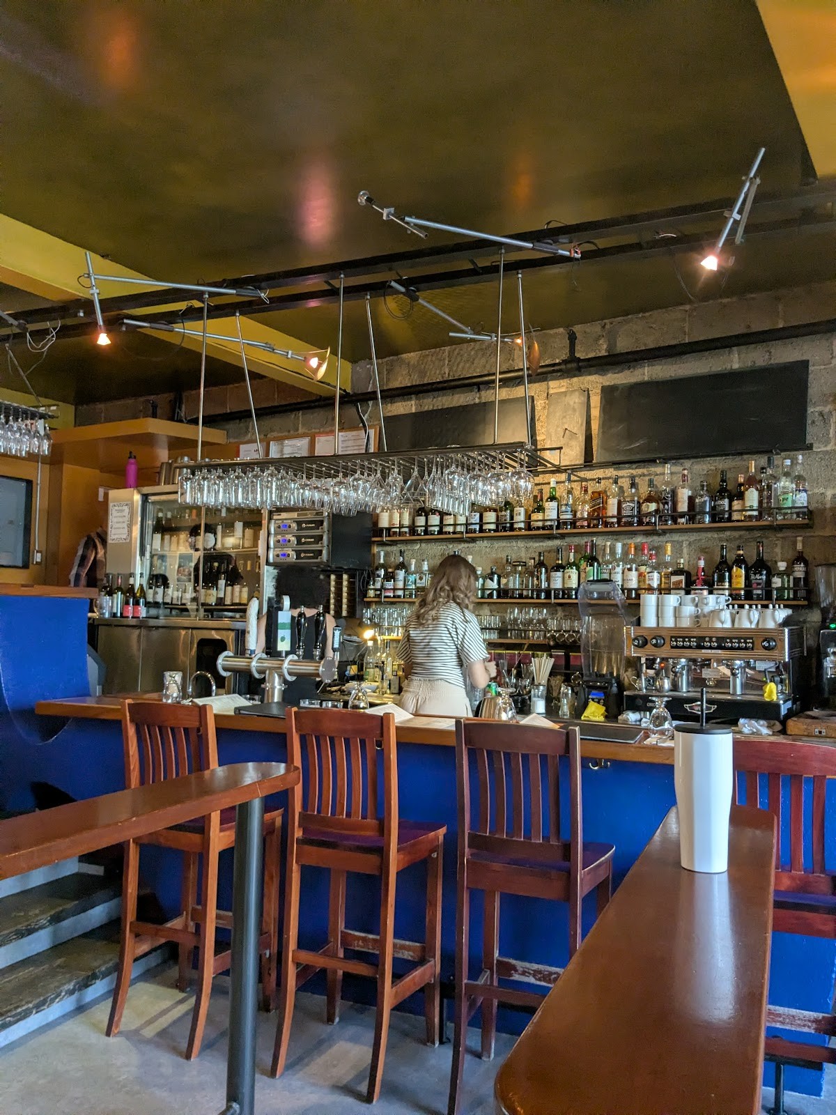 Le Petit Alep Bistro: the place