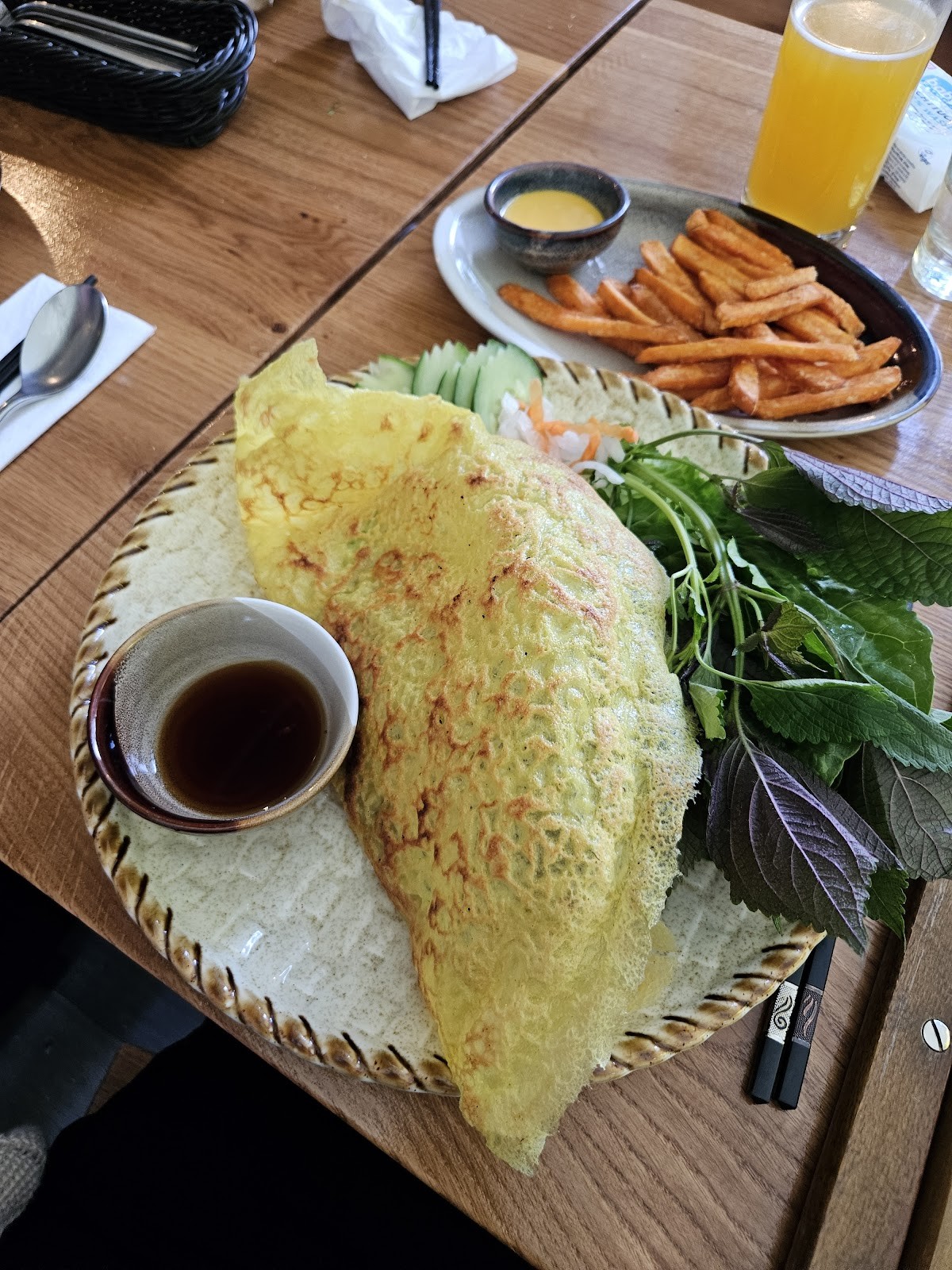 Chay Long: food & drinks