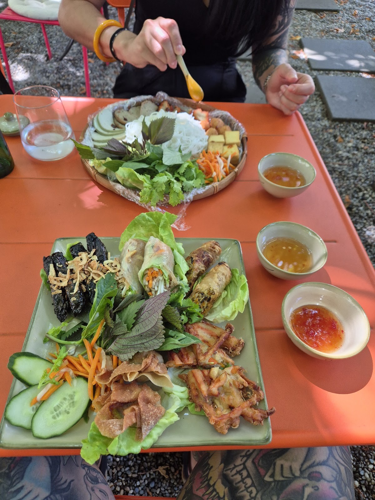 Phở Na Vegi: food & drinks