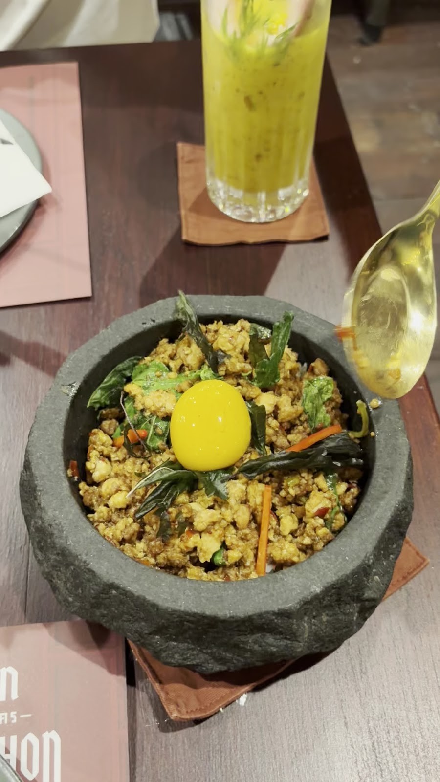 Vegan Pranakhon- Khaosan Road วีแกนพระนคร- ถนนข้าวสาร: food & drinks
