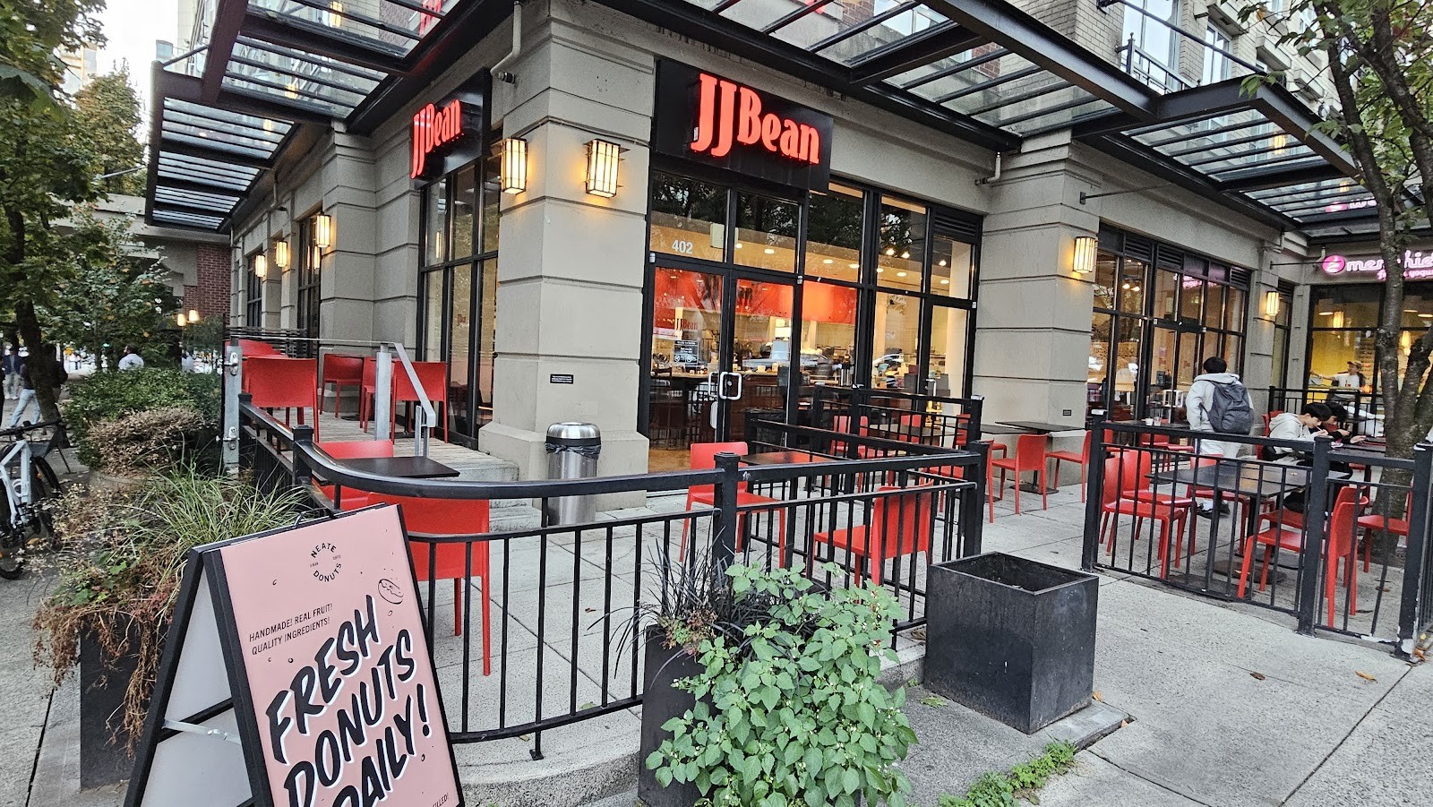 JJ Bean Coffee Roasters: the place