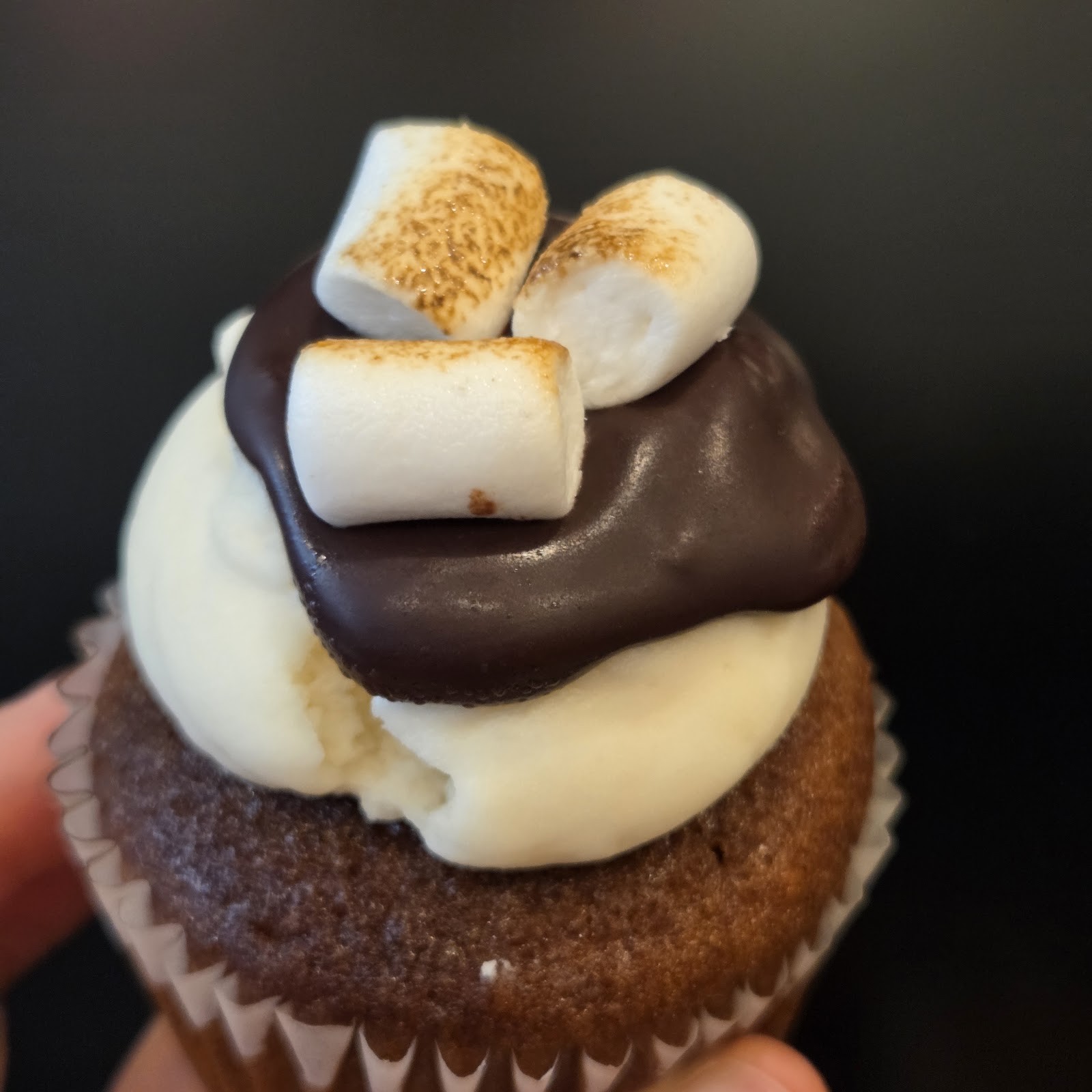 Batter & Crumbs Vegan Bakery and Cafe: food & drinks